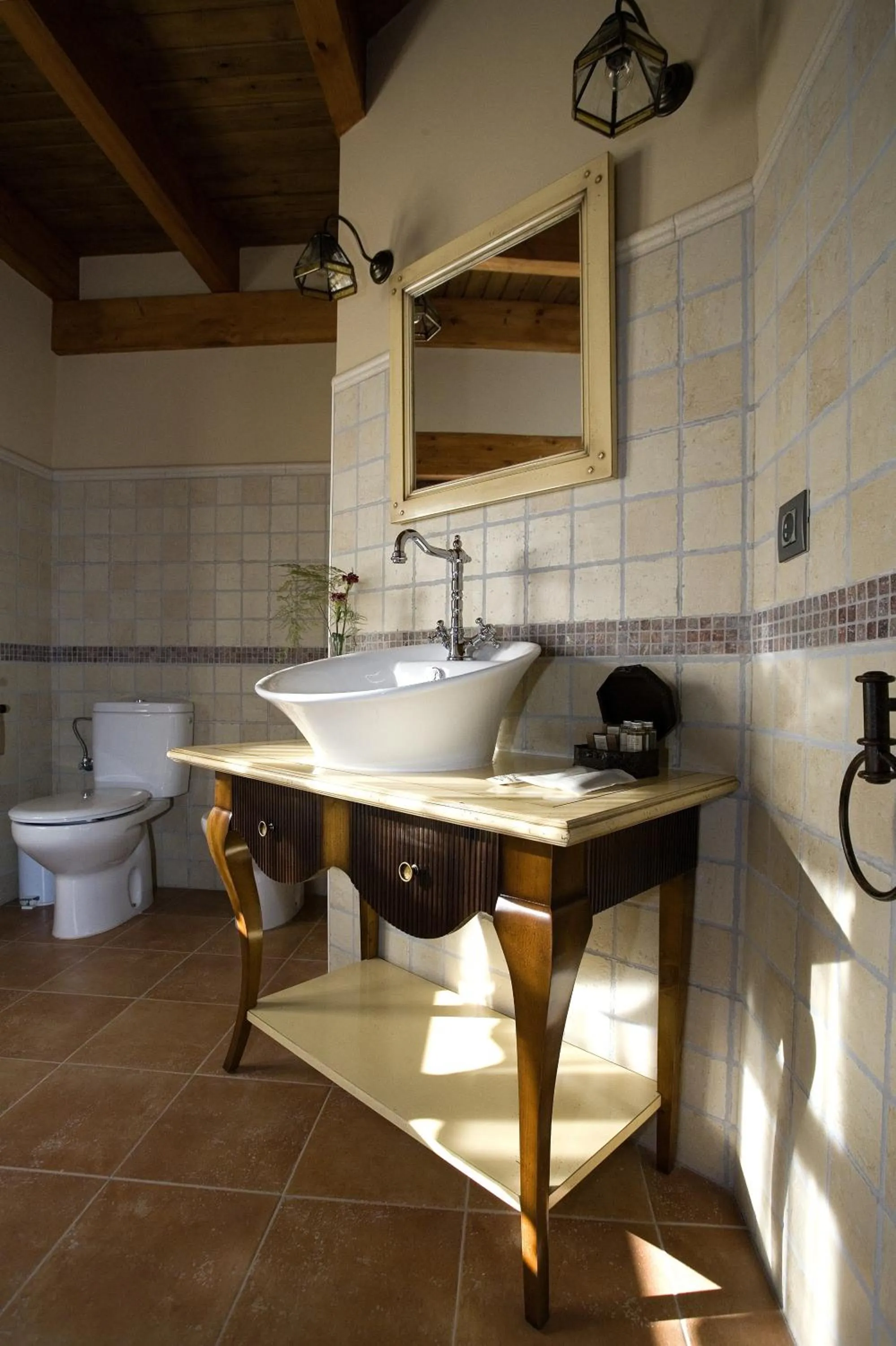 Bathroom in Posada Los Condestables Hotel & Spa
