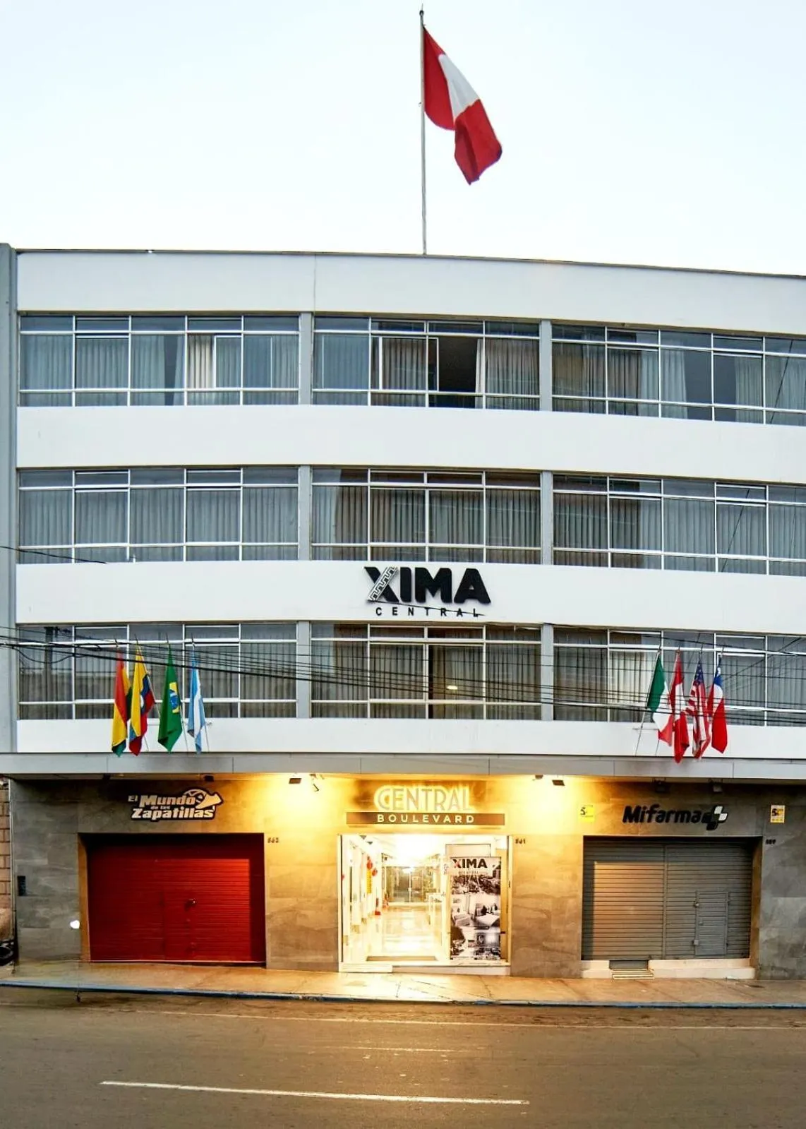 Facade/entrance in Xima Central Tacna
