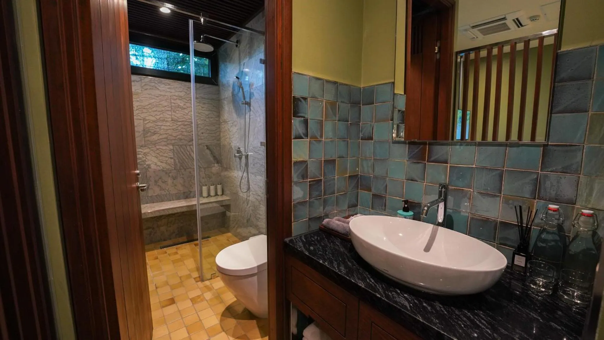 Shower in CHiEM HoiAn - The Beachside Boutique Hotel & Villa