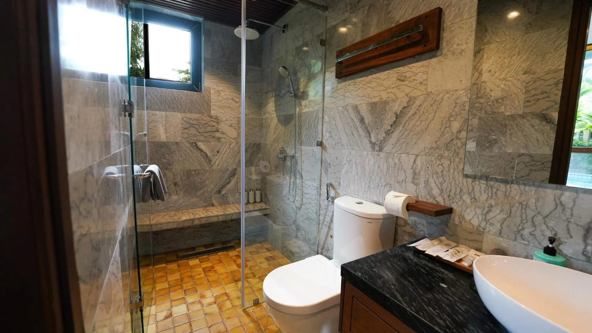 Shower in CHiEM HoiAn - The Beachside Boutique Hotel & Villa