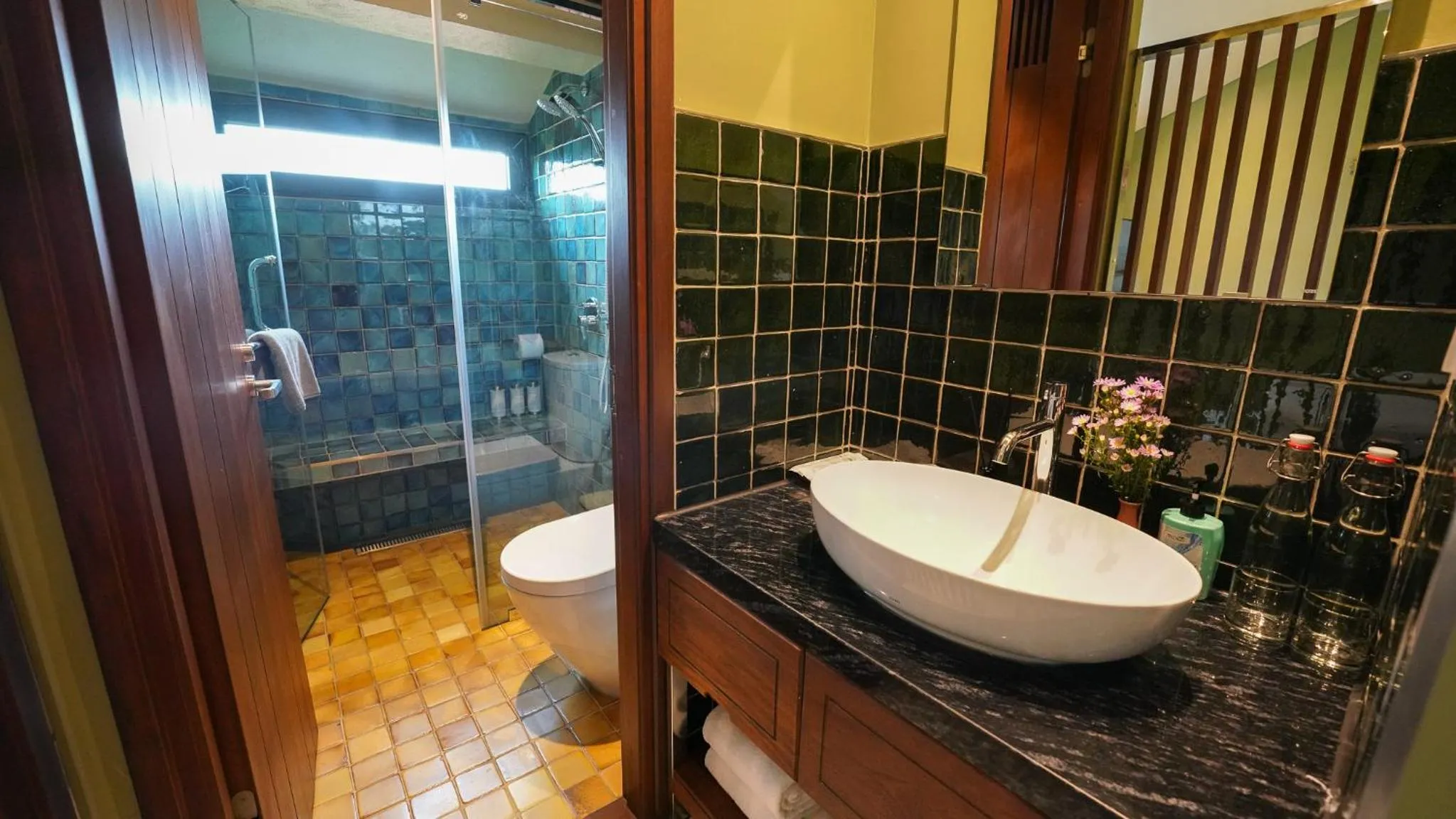 Shower in CHiEM HoiAn - The Beachside Boutique Hotel & Villa