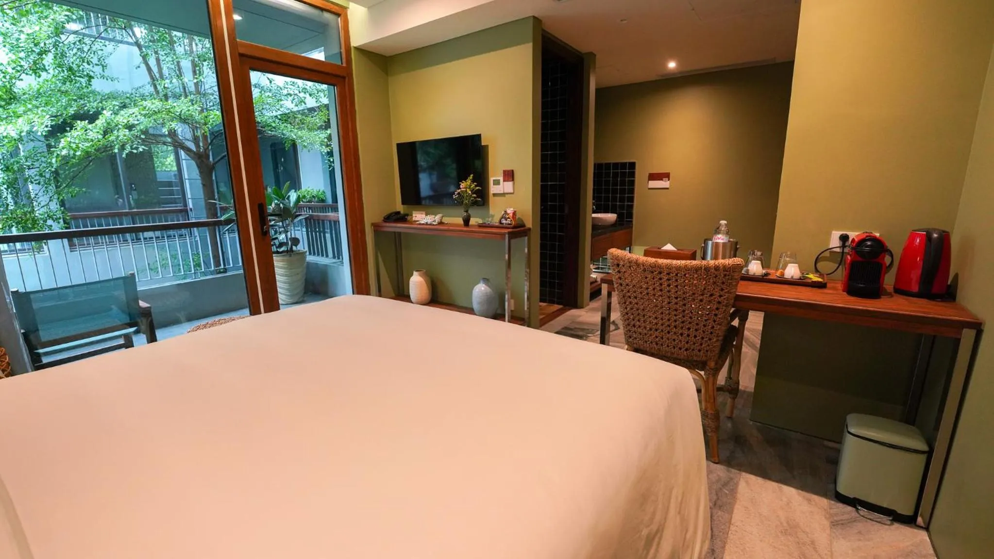 Bed in CHiEM HoiAn - The Beachside Boutique Hotel & Villa
