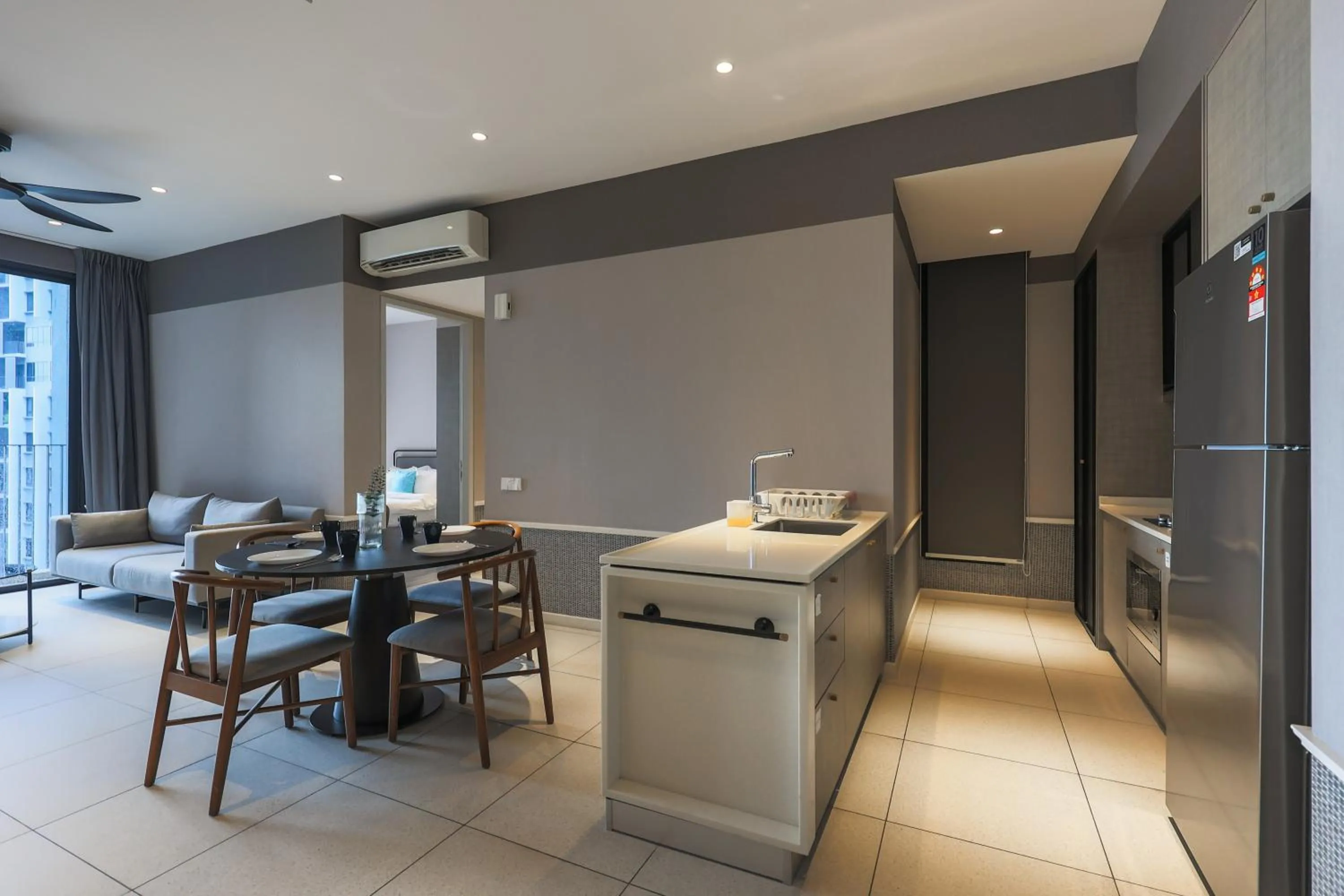 Millerz Square by MyKey