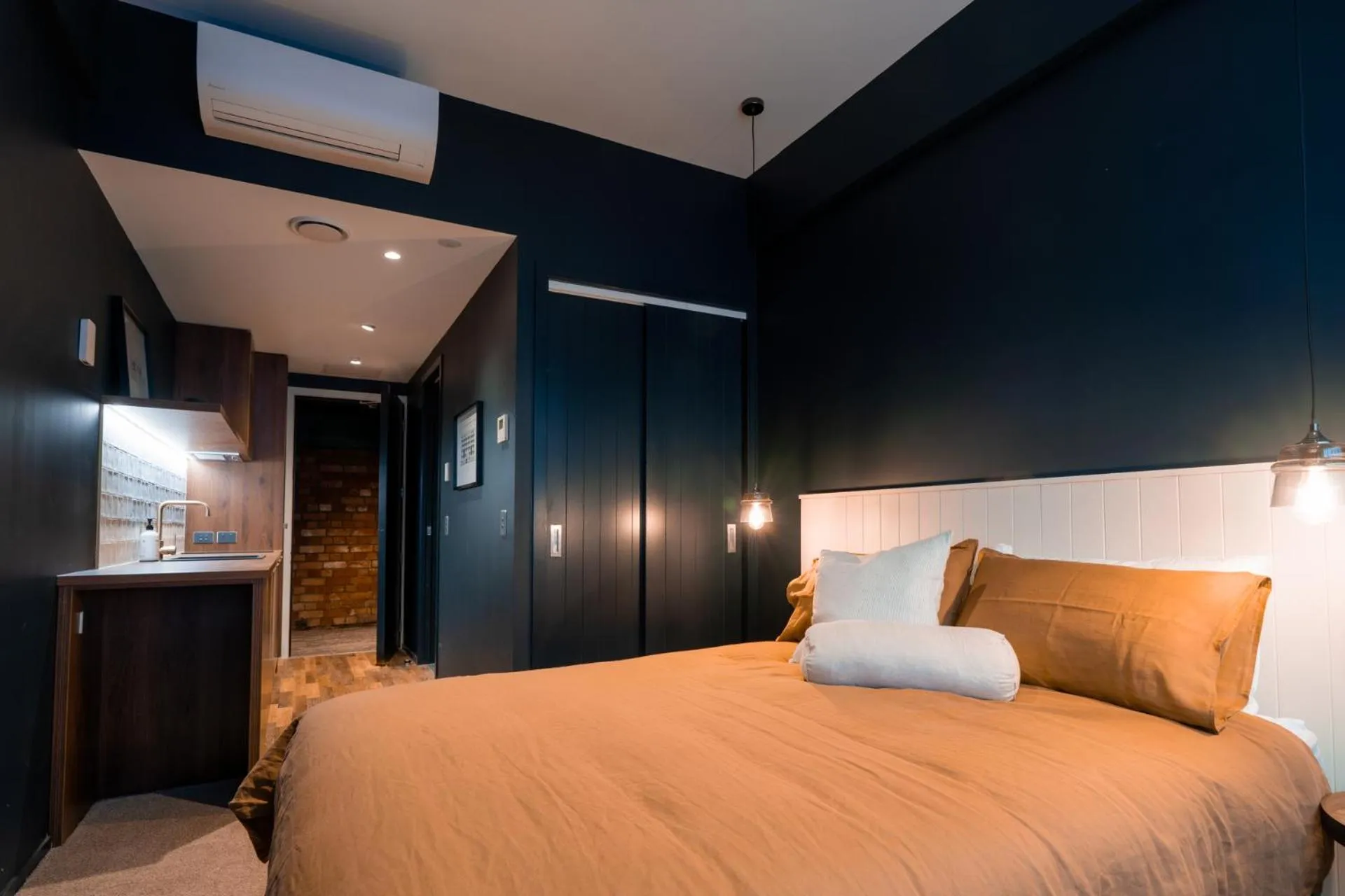 Bed in The Cobbler Hotel