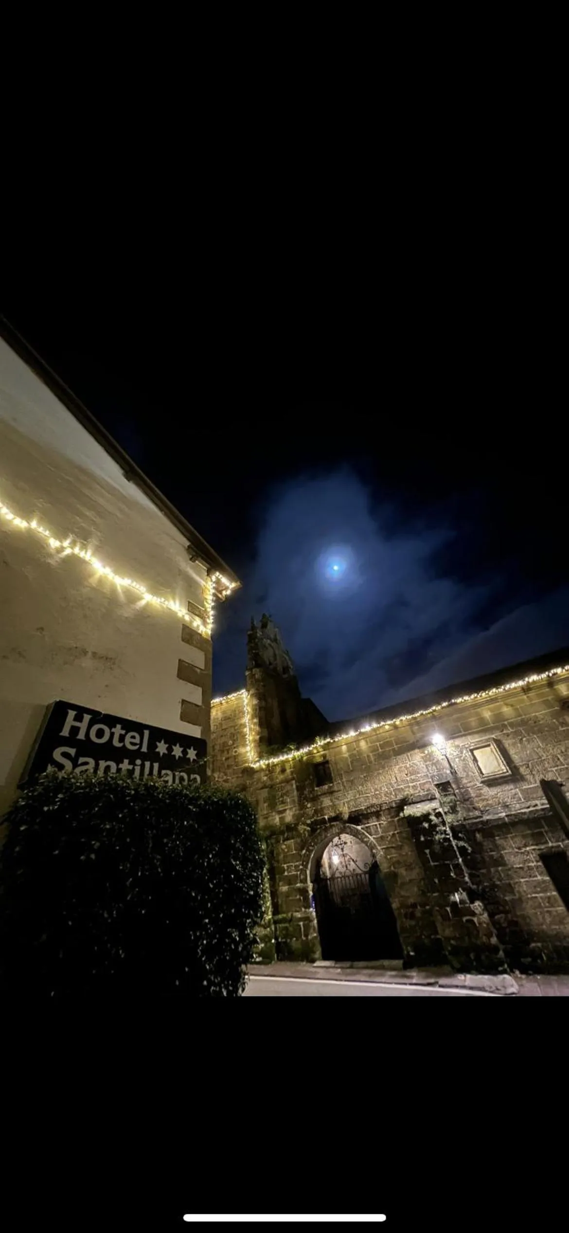 Property building in Hotel Santillana