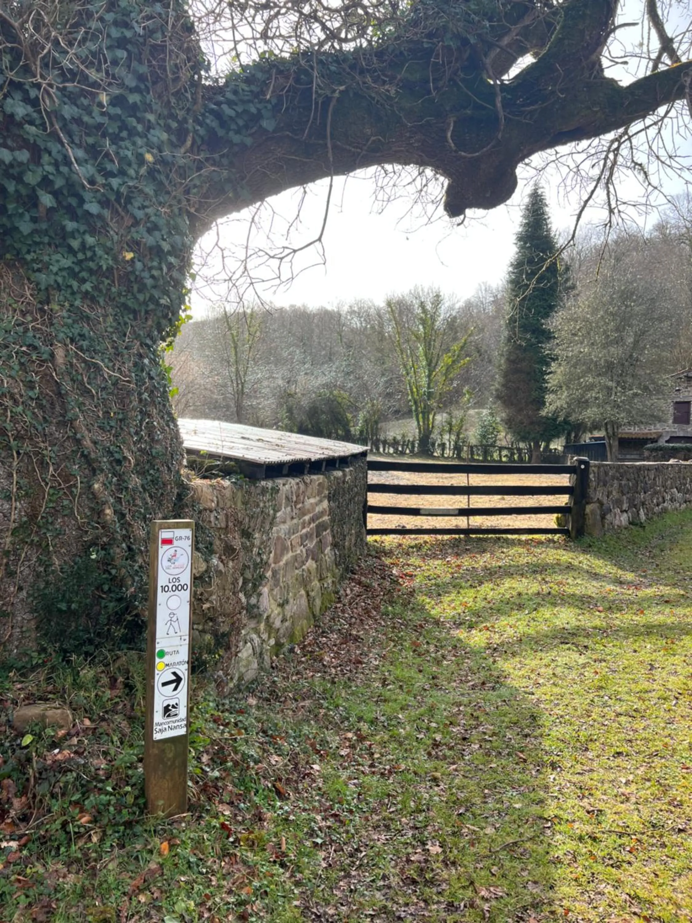 Day in Hotel Santillana