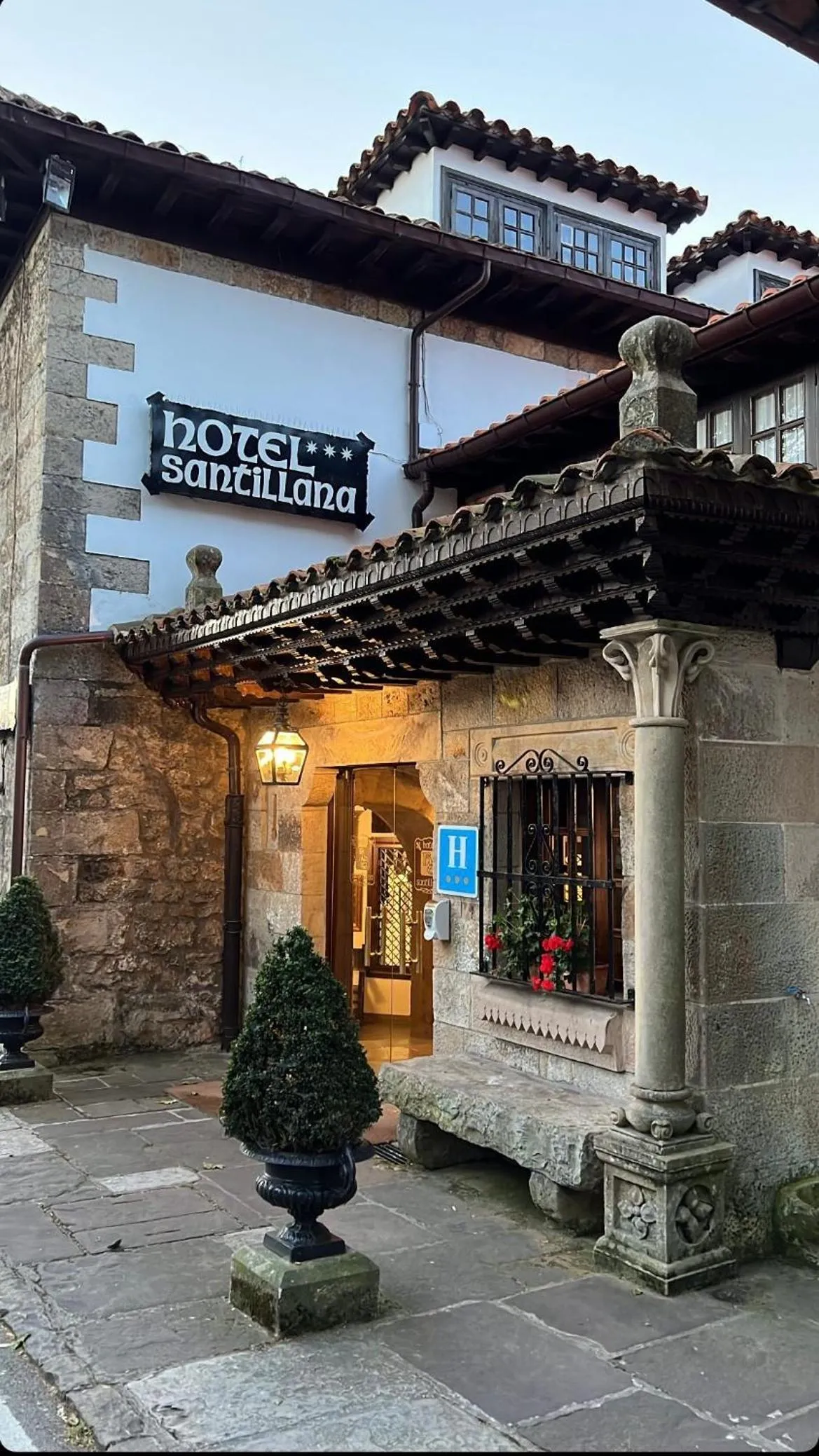 Property building in Hotel Santillana