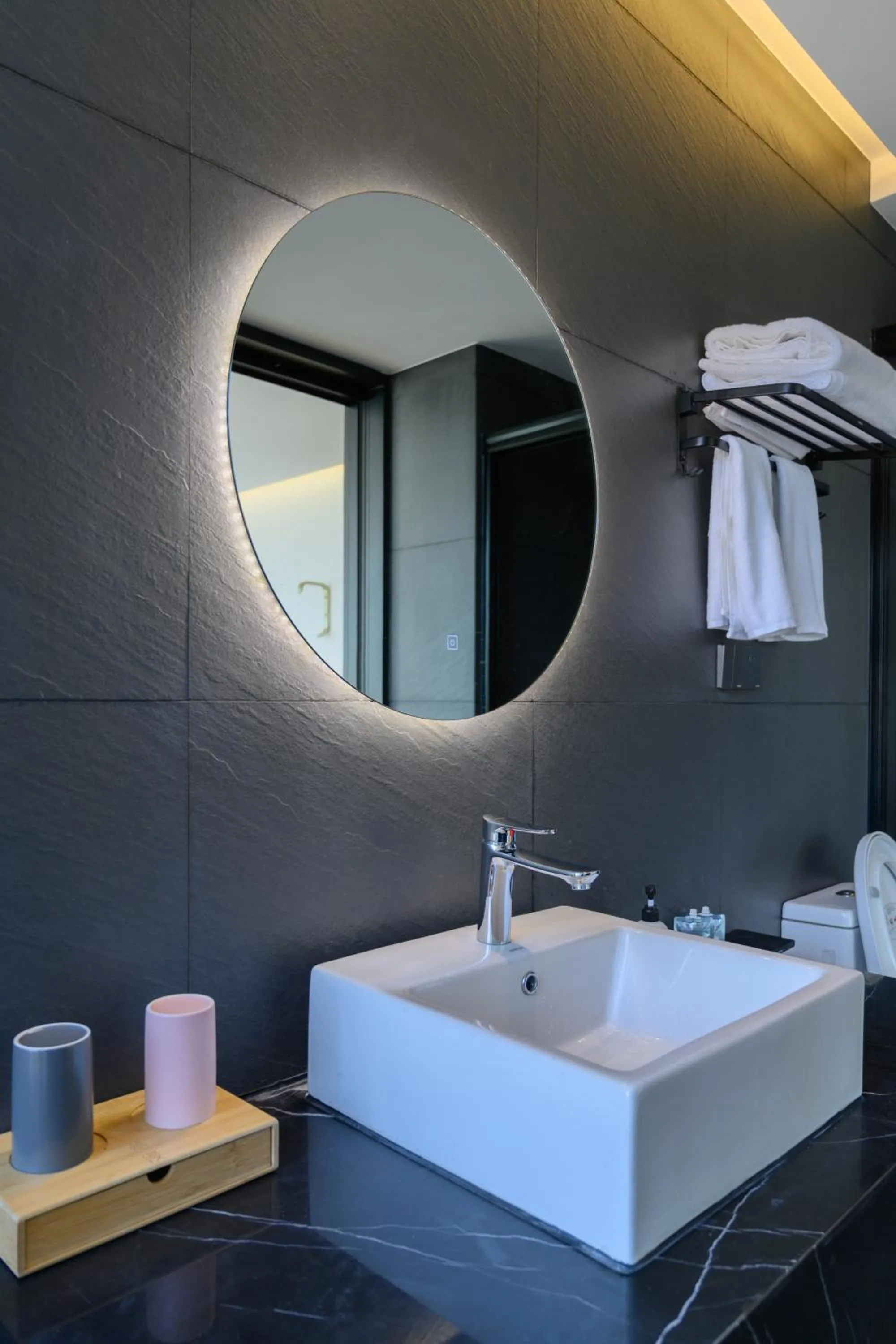 Toilet in XMAN Sunrise Peaks Resort