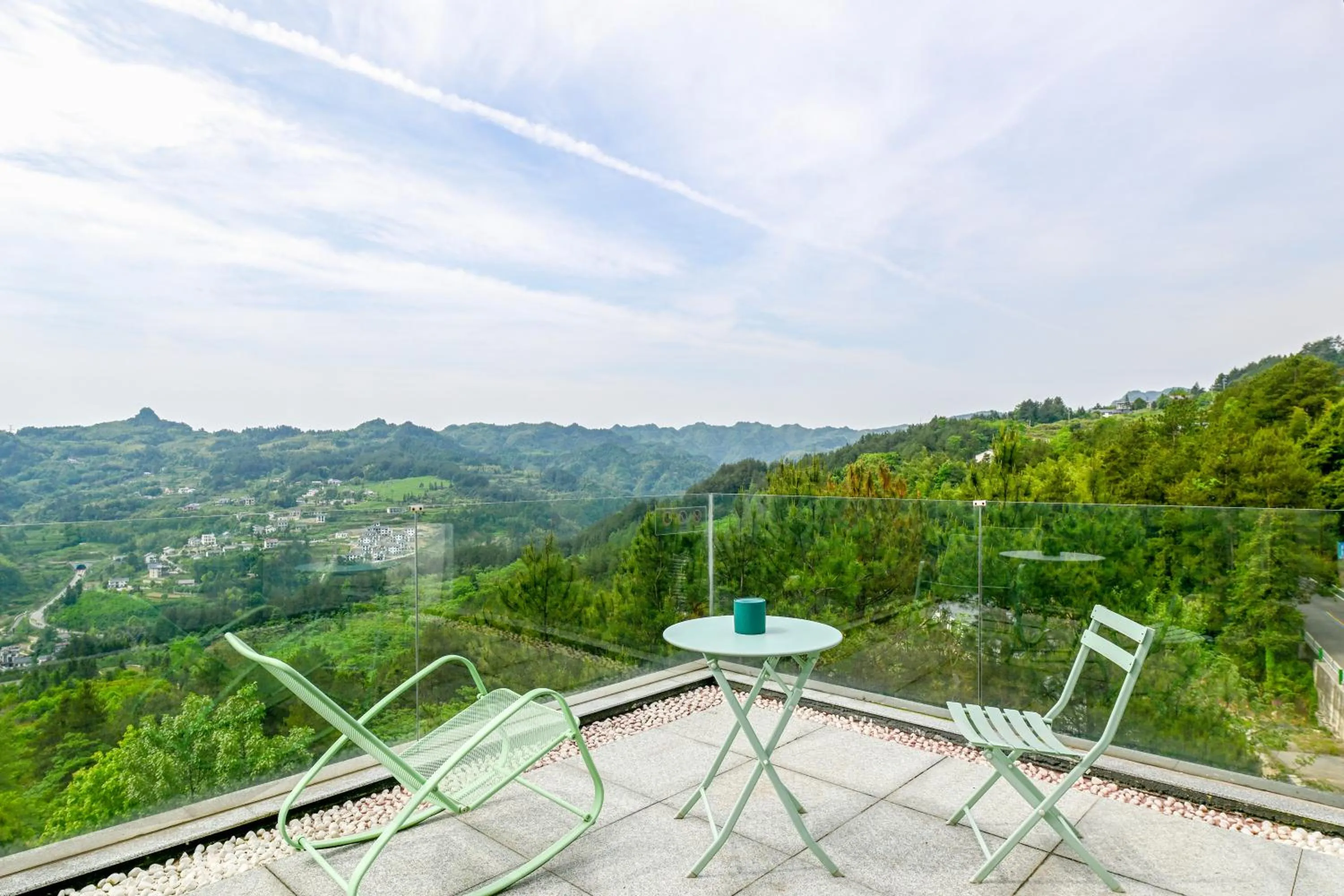 Natural landscape in XMAN Sunrise Peaks Resort