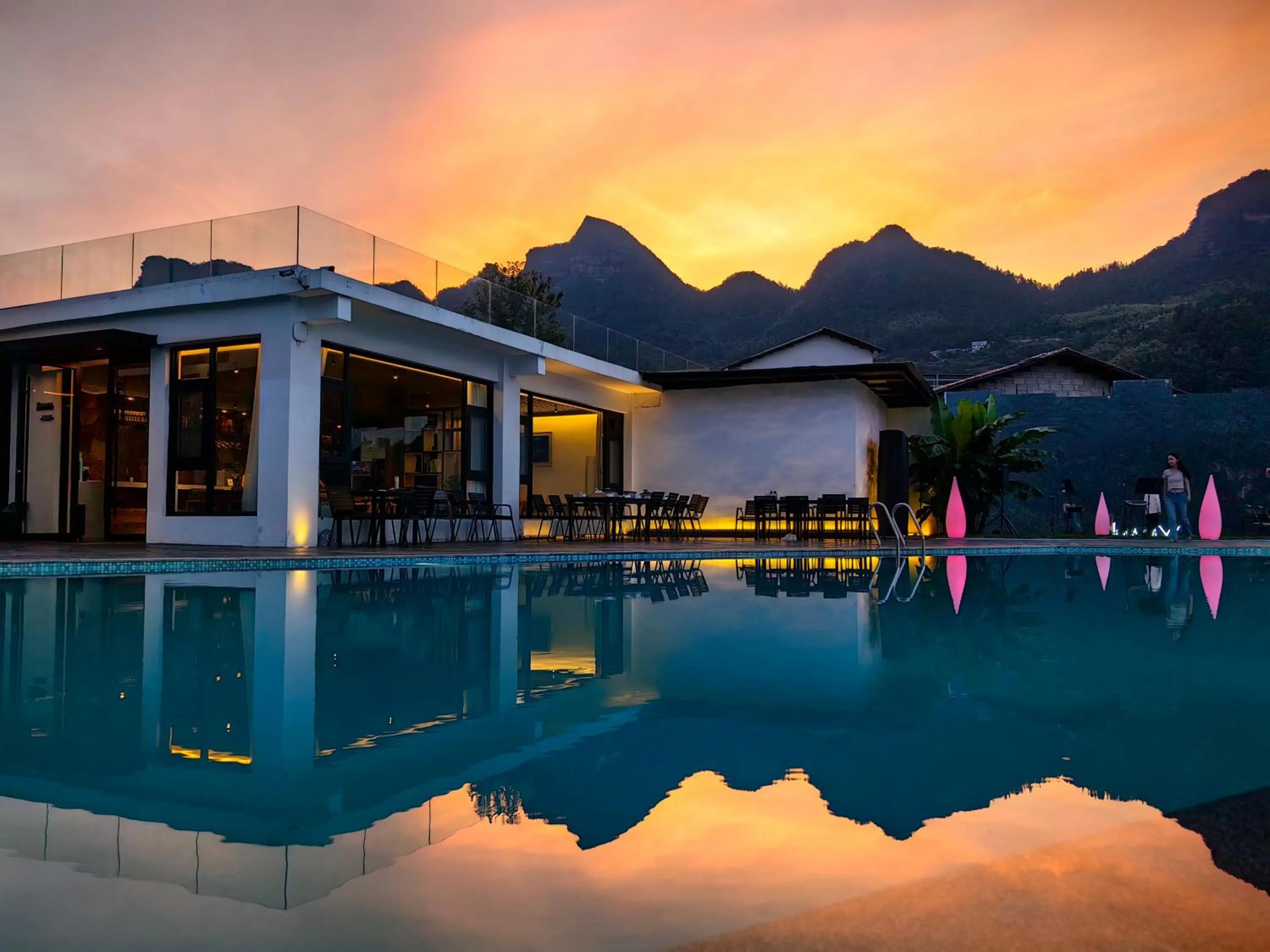 Mountain view in XMAN Sunrise Peaks Resort