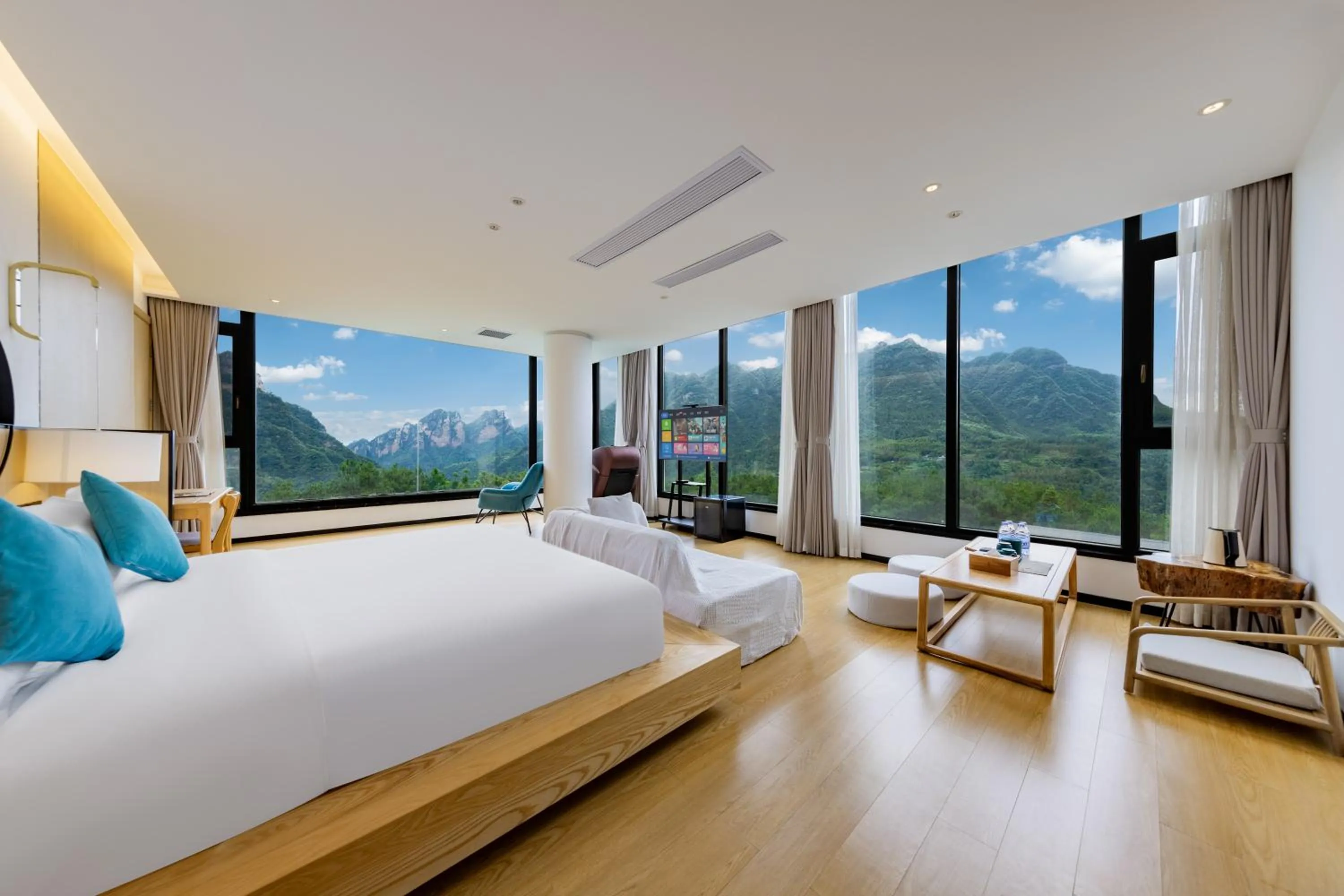 Bedroom, Bed in XMAN Sunrise Peaks Resort