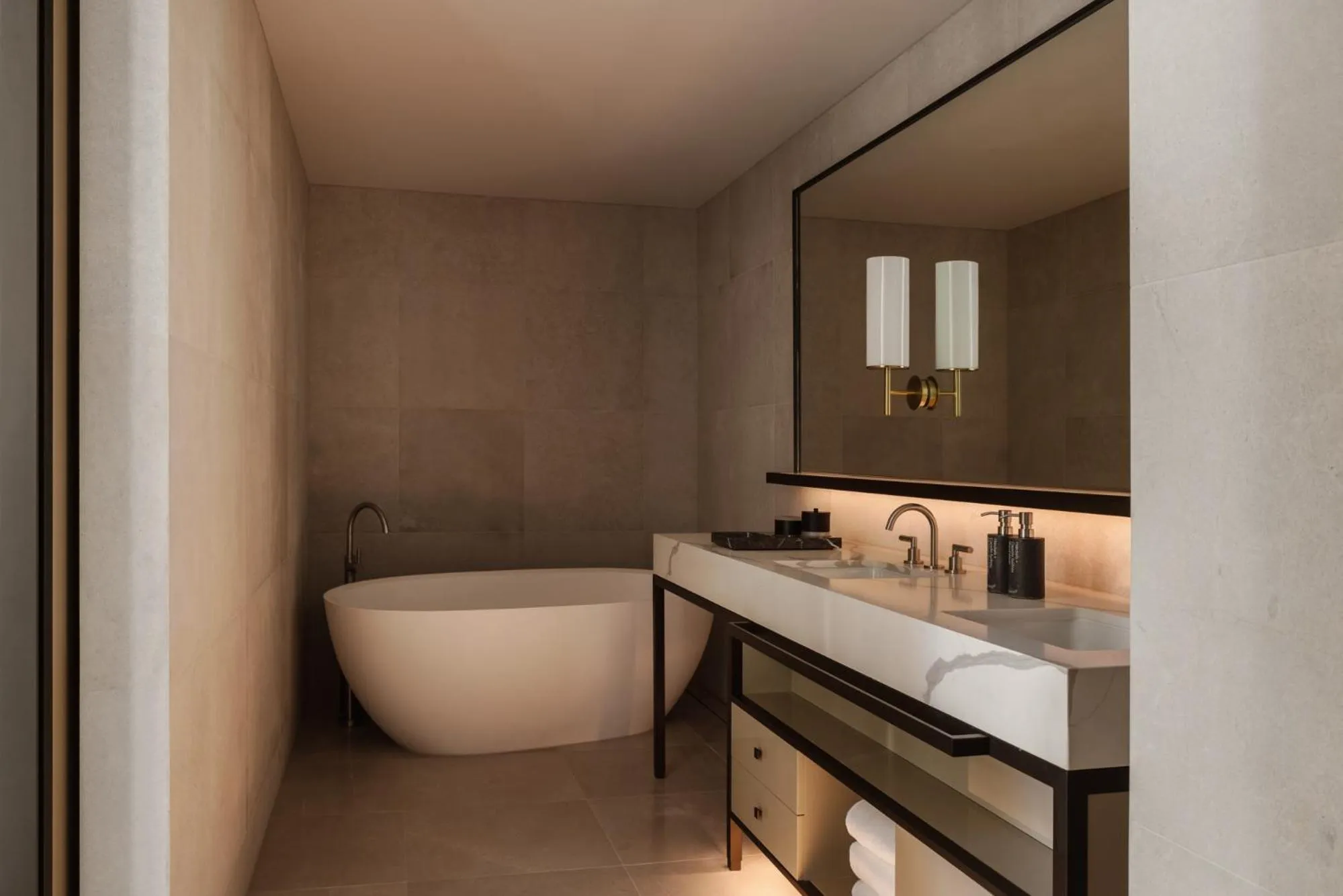 Bath in Capella Sydney