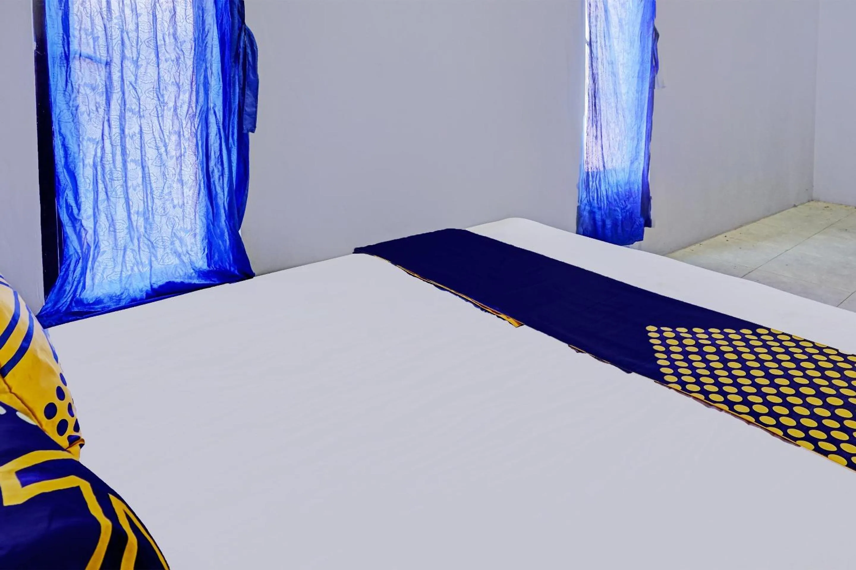 Bedroom, Bed in OYO Life 92353 Purnama Syariah Guest House