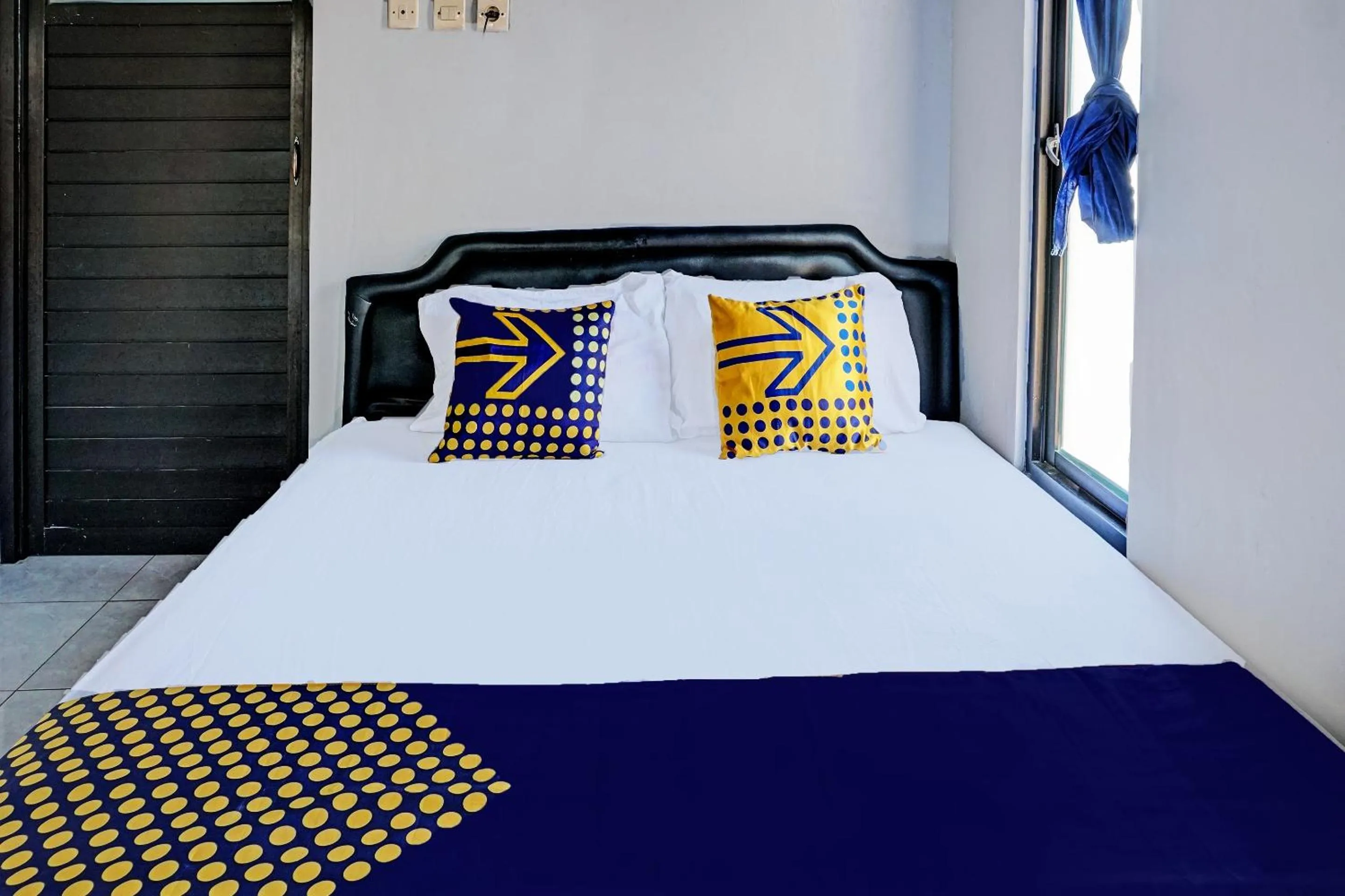 Bedroom, Bed in OYO Life 92353 Purnama Syariah Guest House