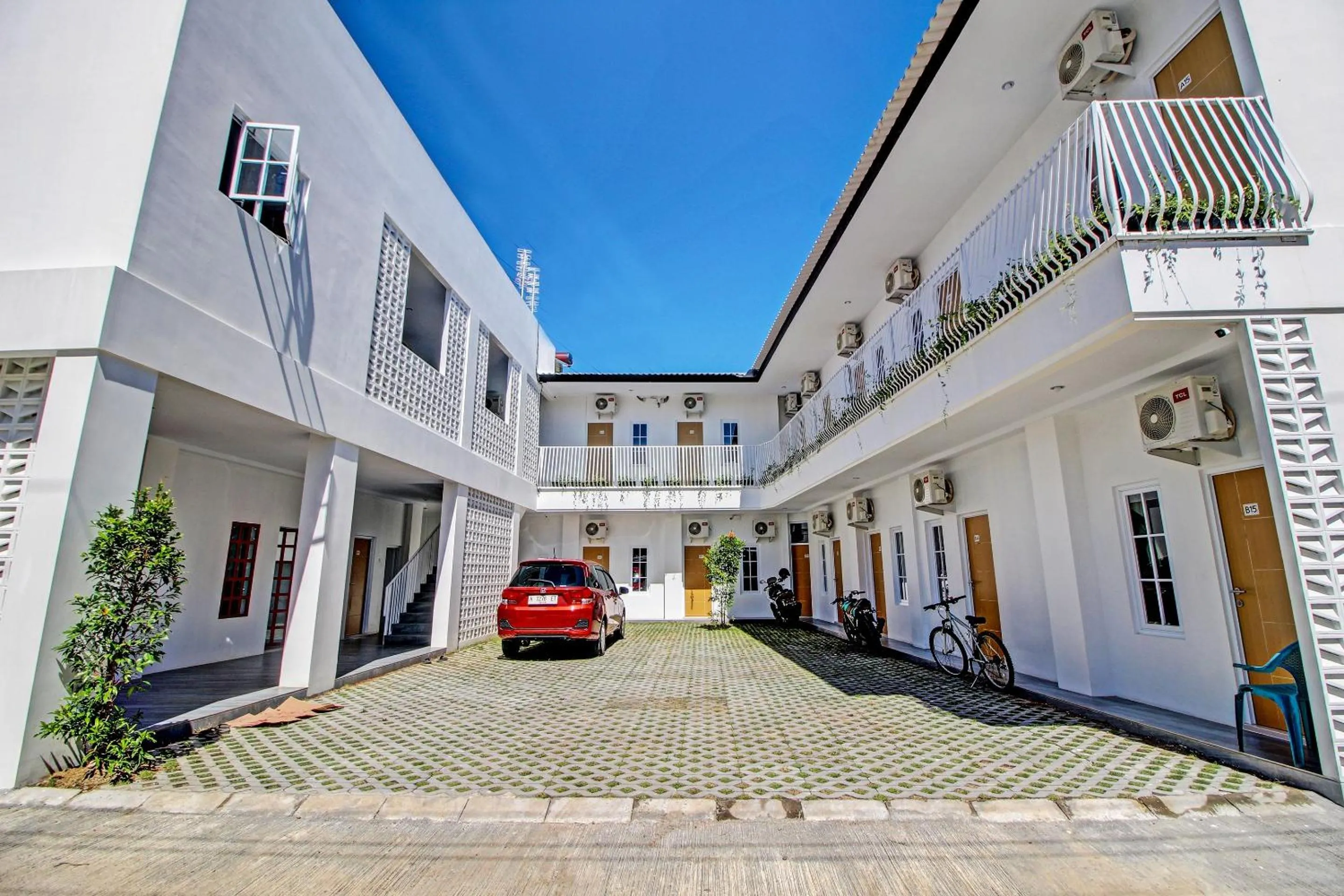 Facade/entrance in Collection O 92363 Kp Inn