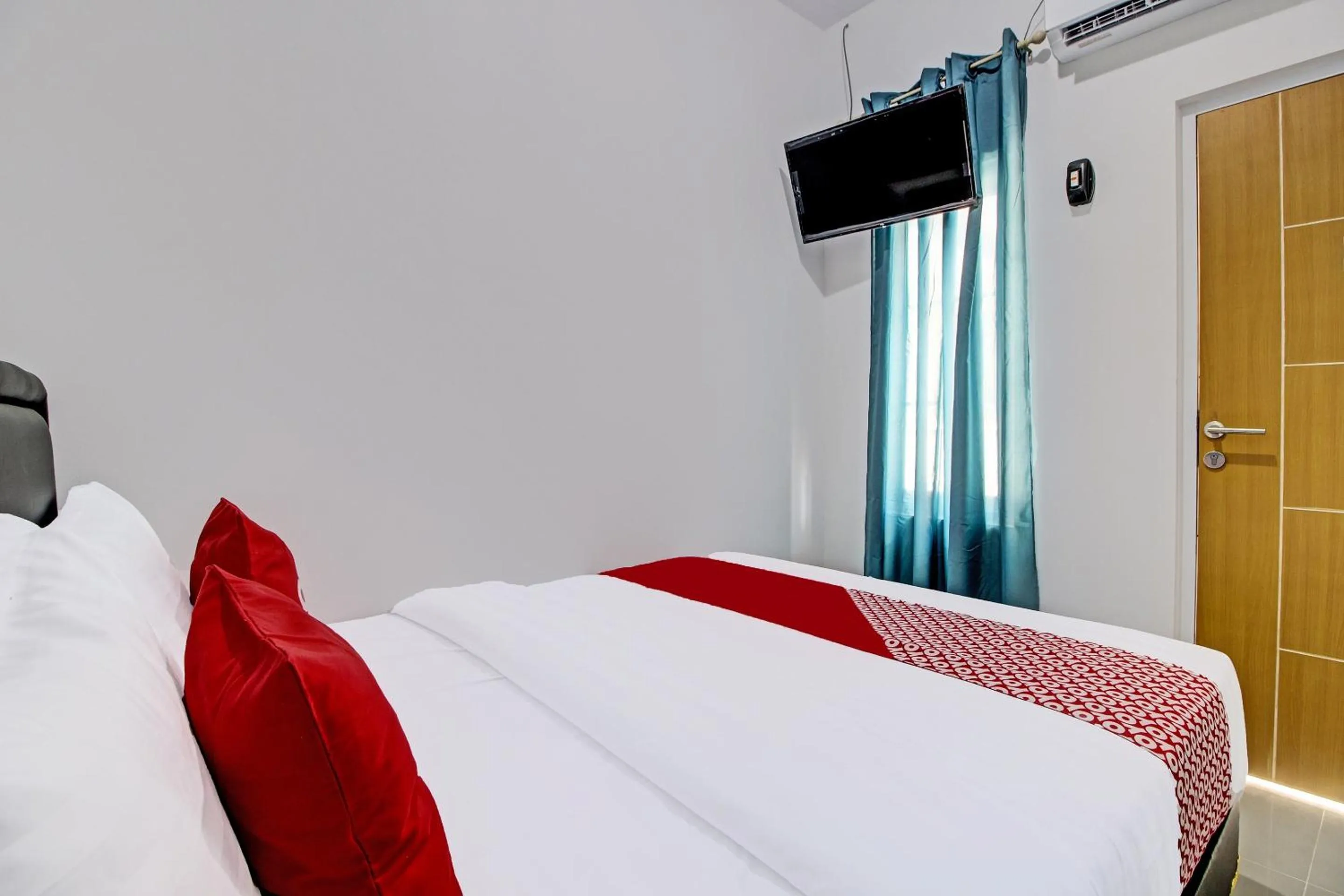 Bedroom, Bed in Collection O 92363 Kp Inn