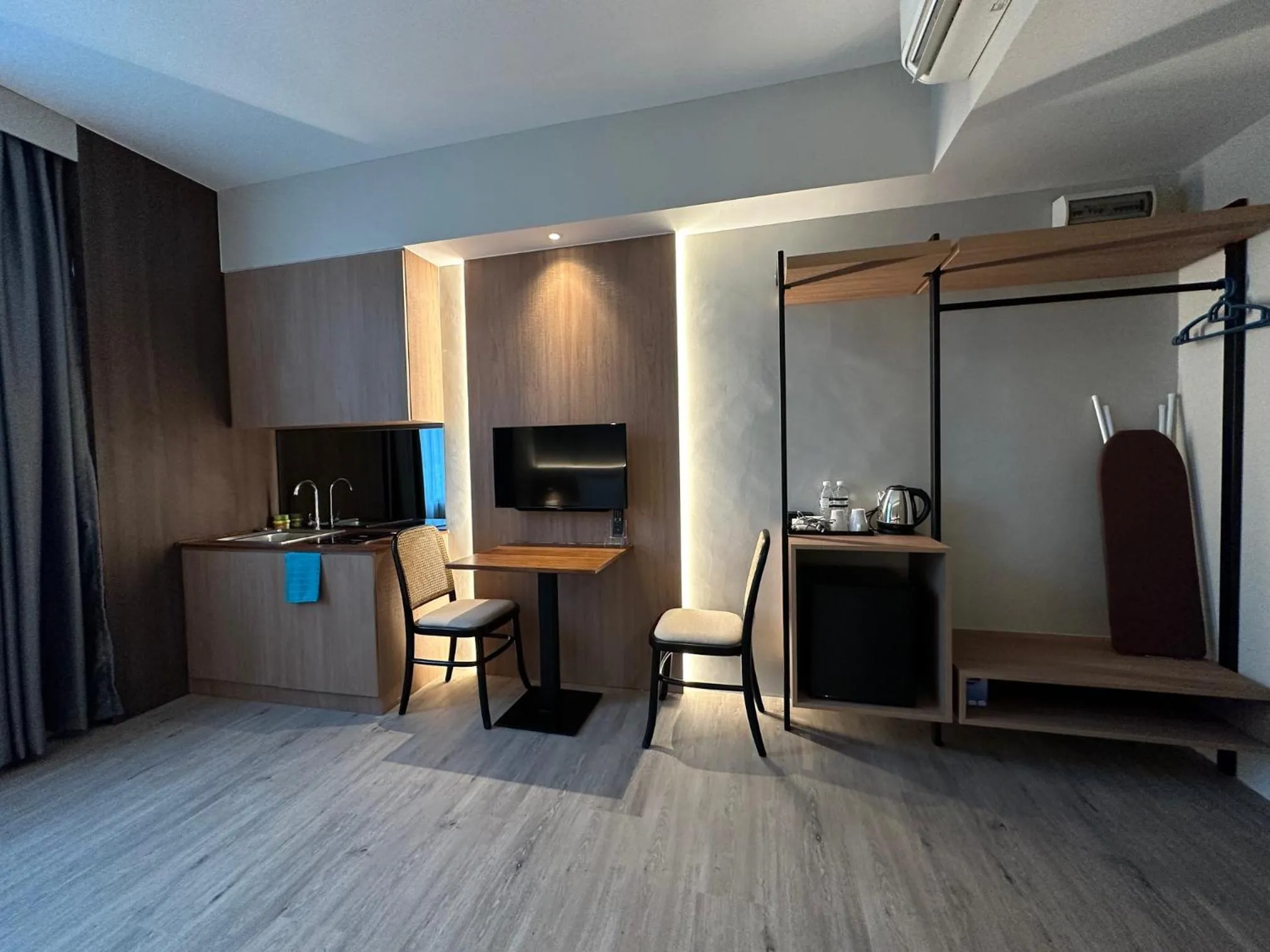 Bedroom in Roxy Hotel Aiman