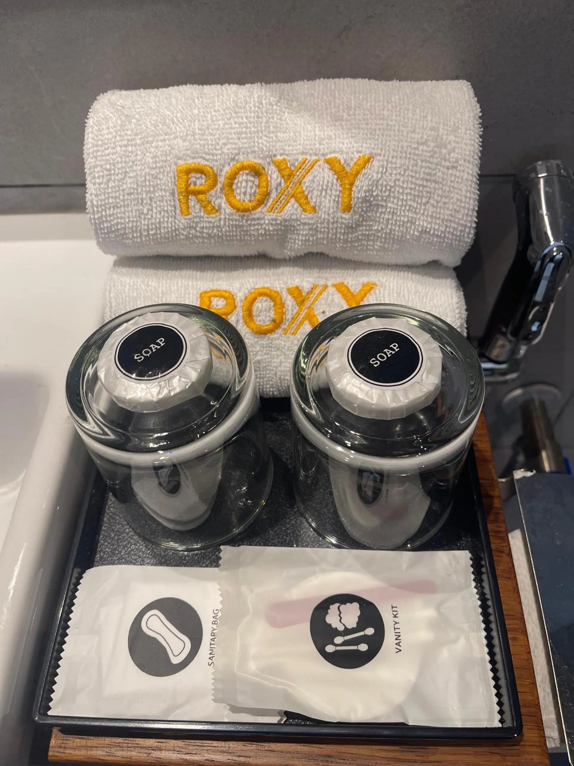 towels in Roxy Hotel Aiman