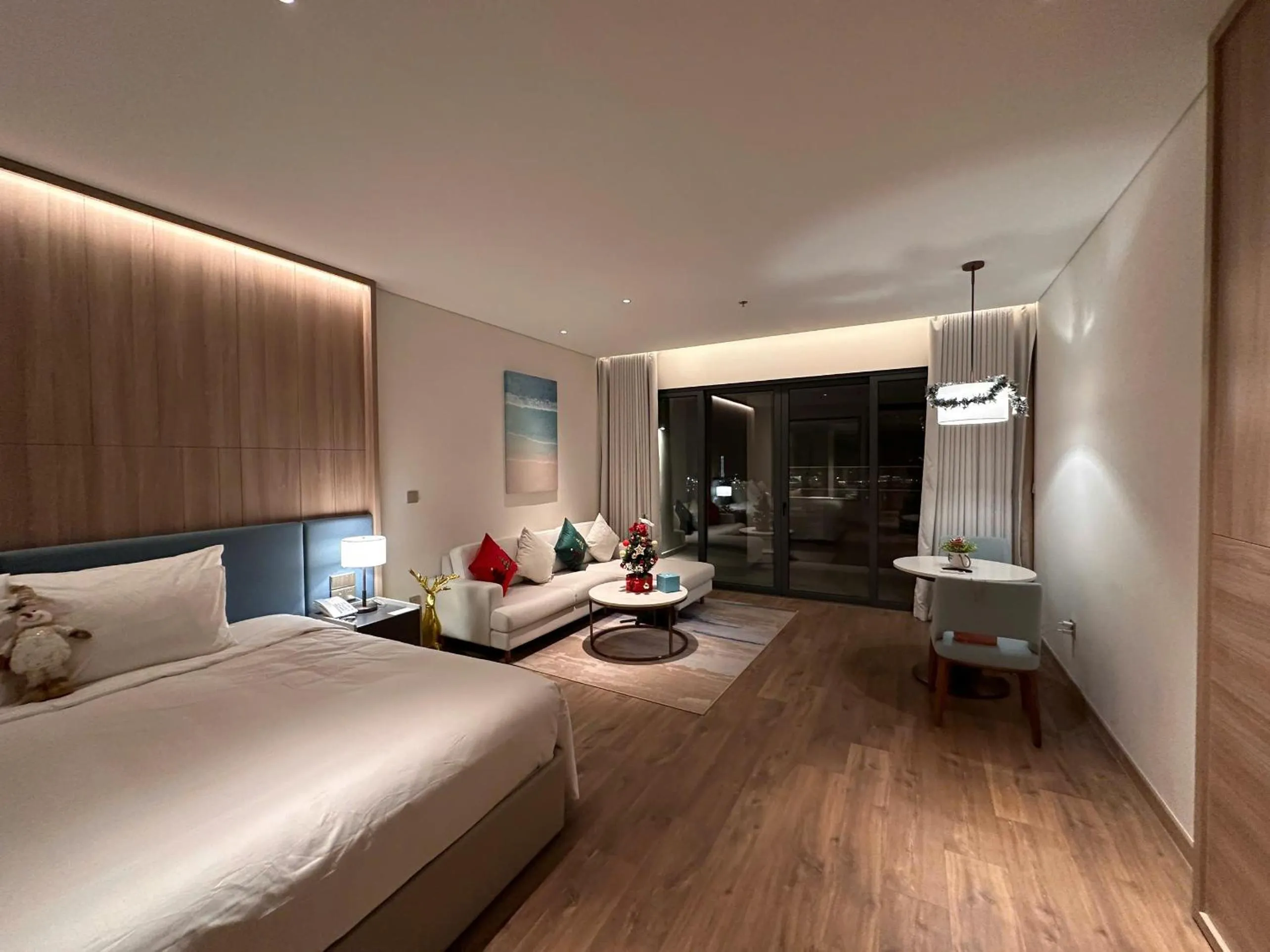 Photo of the whole room, Bed in HB Serviced Apartment - Alacarte Hạ Long