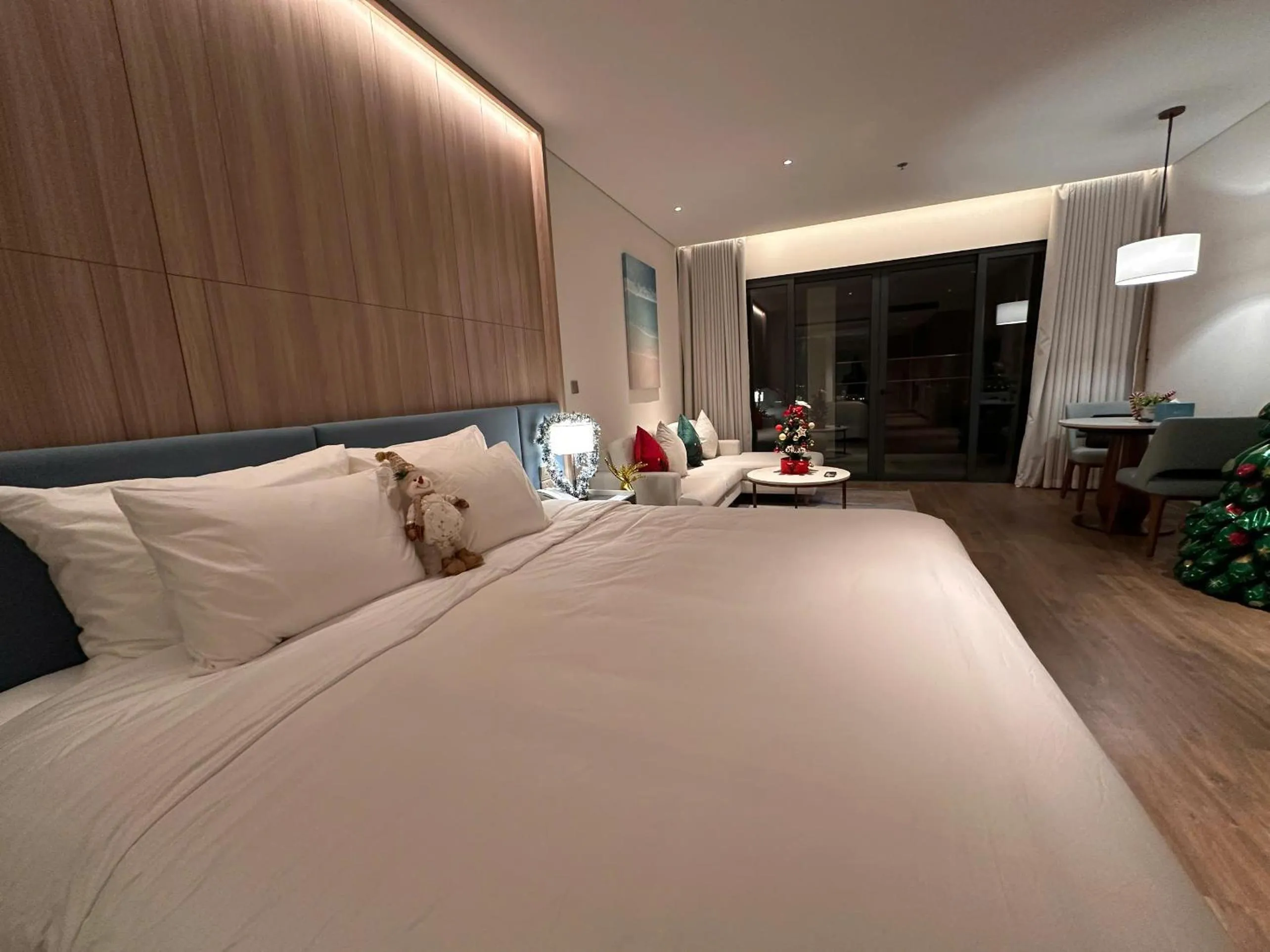 Photo of the whole room, Bed in HB Serviced Apartment - Alacarte Hạ Long