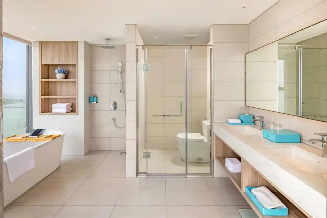 Shower in HB Serviced Apartment - Alacarte Hạ Long
