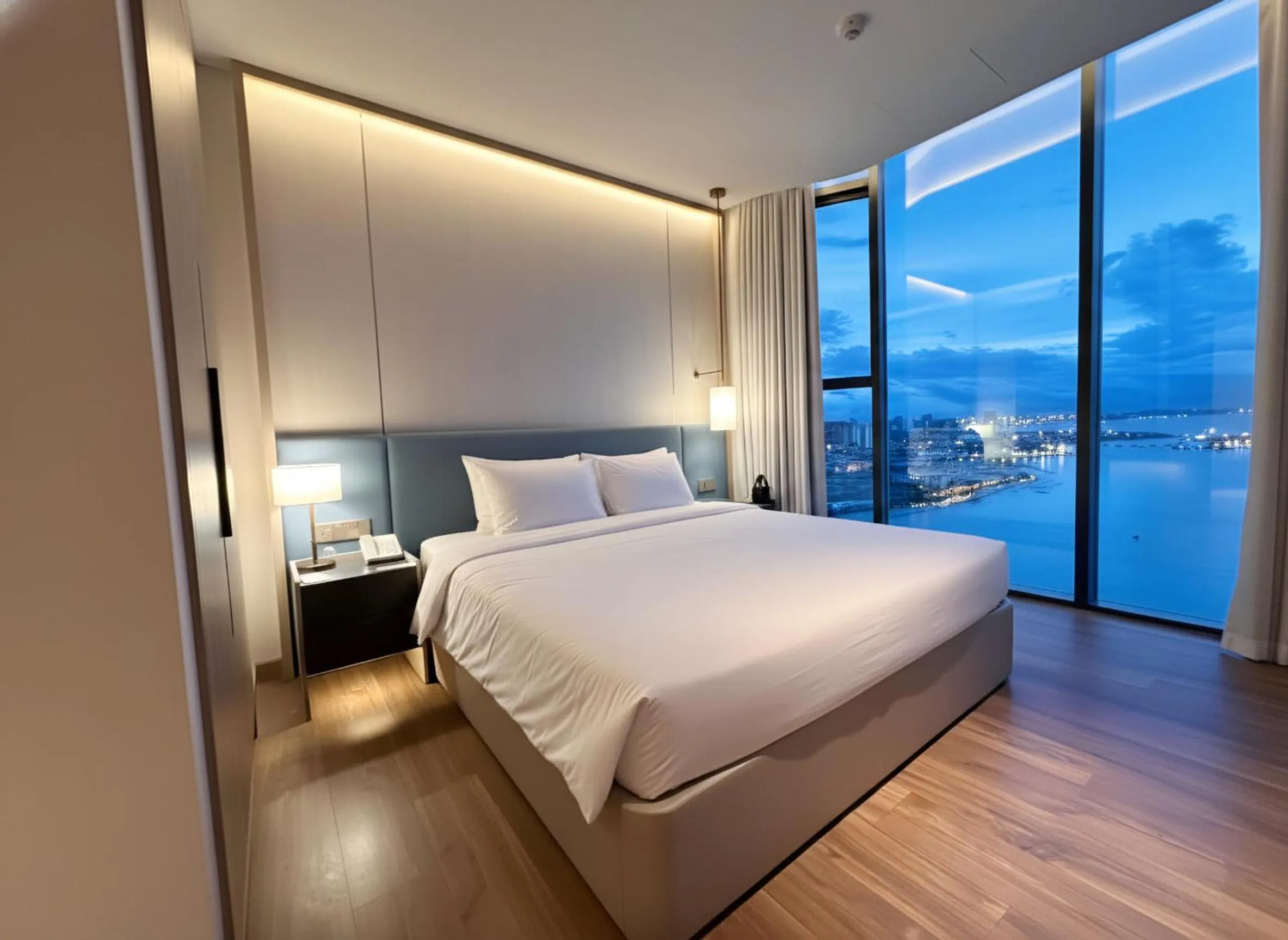 Bed in HB Serviced Apartment - Alacarte Hạ Long