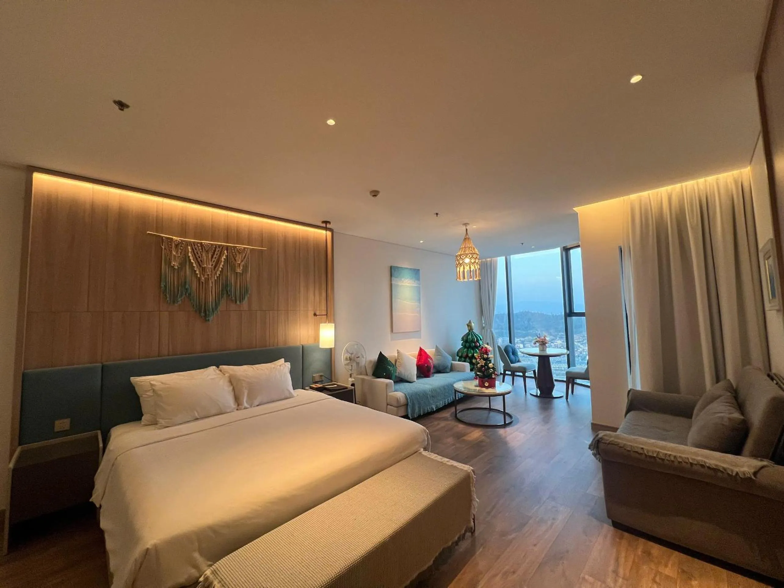 Photo of the whole room, Bed in HB Serviced Apartment - Alacarte Hạ Long