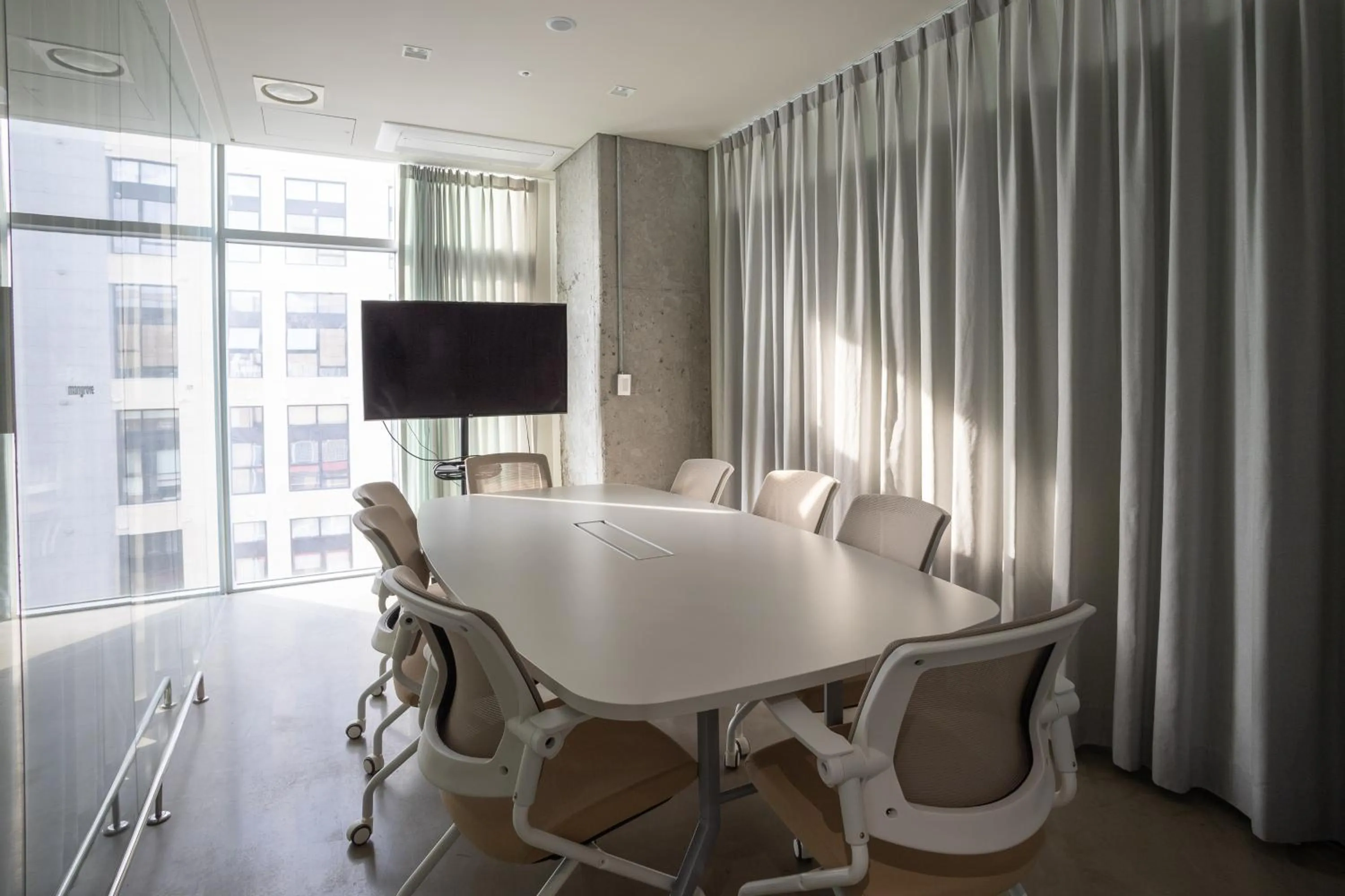 Business facilities in Mangrove Sinseol