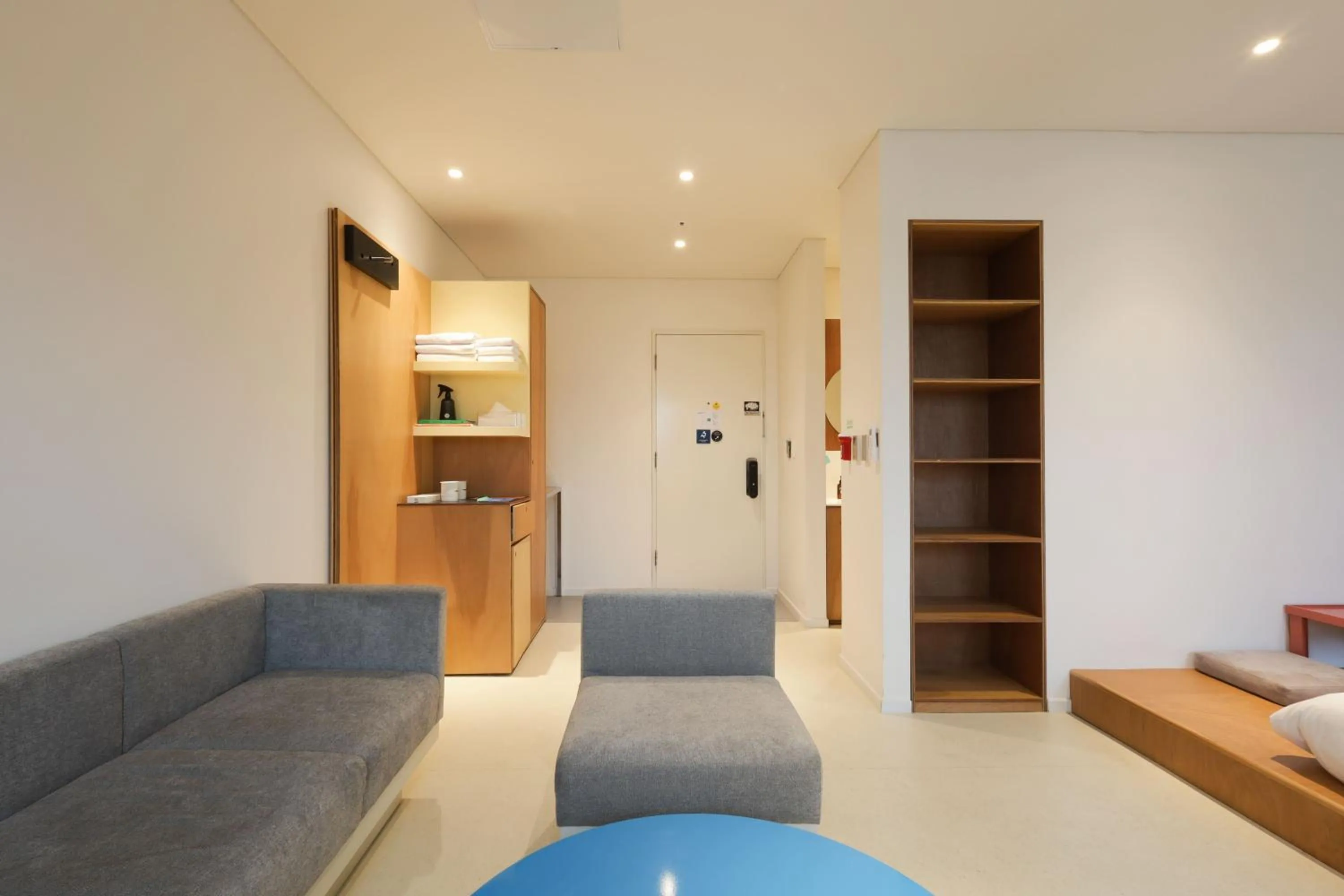 Photo of the whole room in Mangrove Sinseol