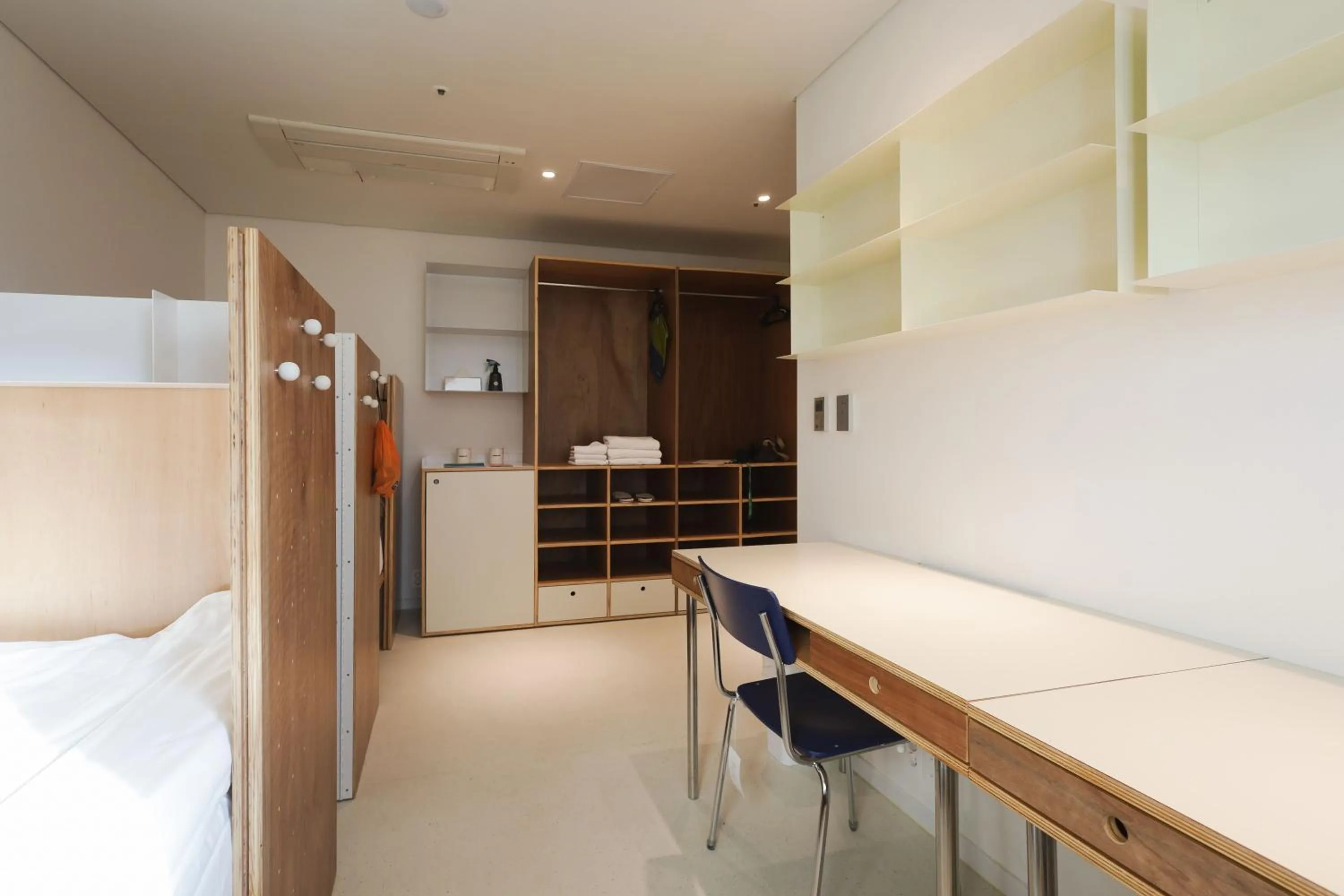 Photo of the whole room in Mangrove Sinseol