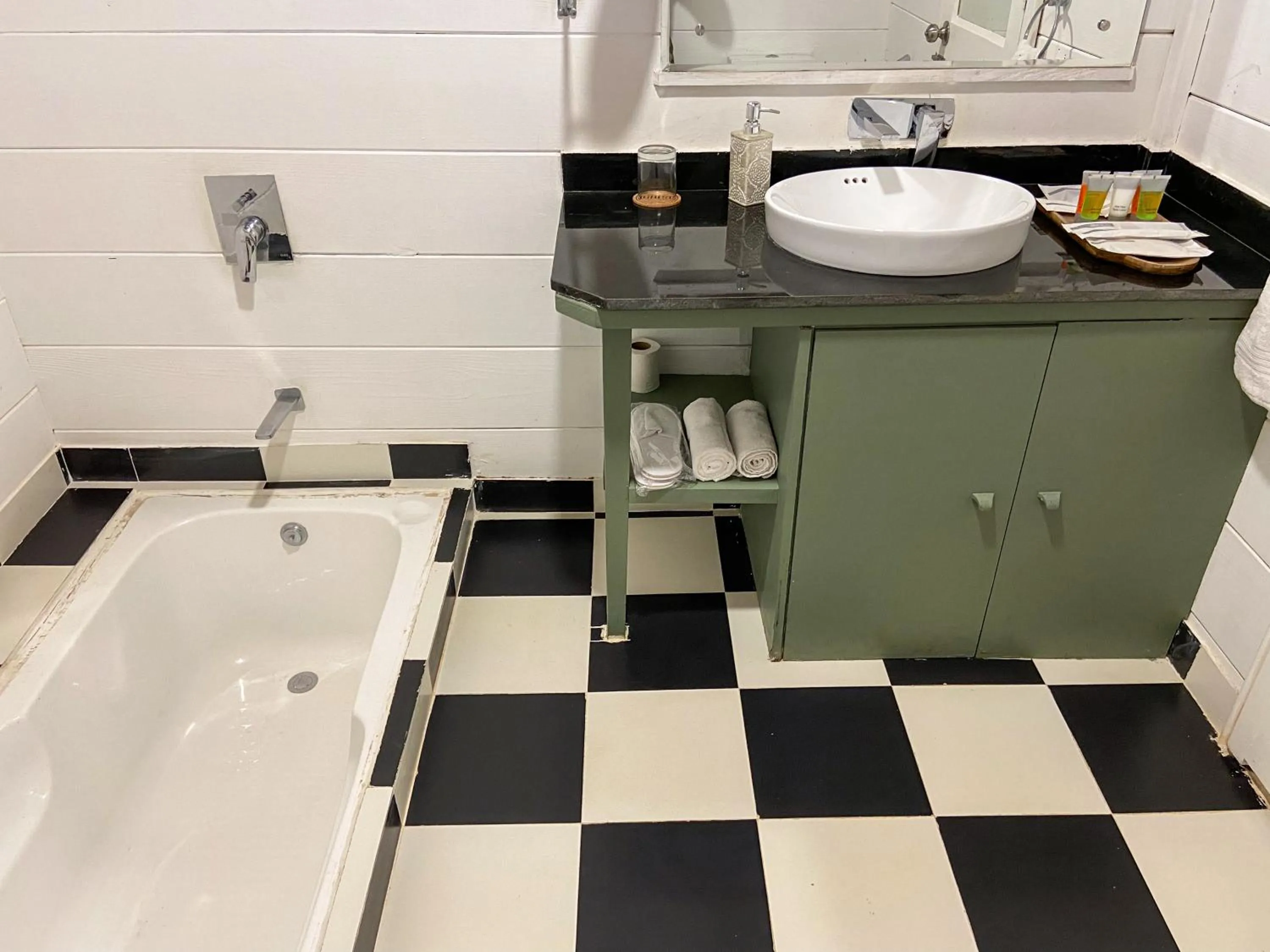 Toilet in Habitus Resort