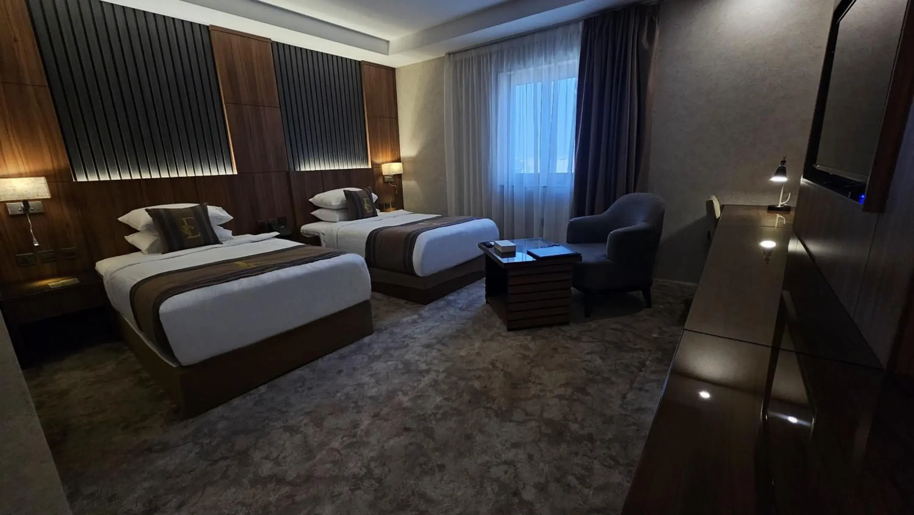 Deluxe Twin Room in E Hotel Deluxe Twin Room in E Hotel