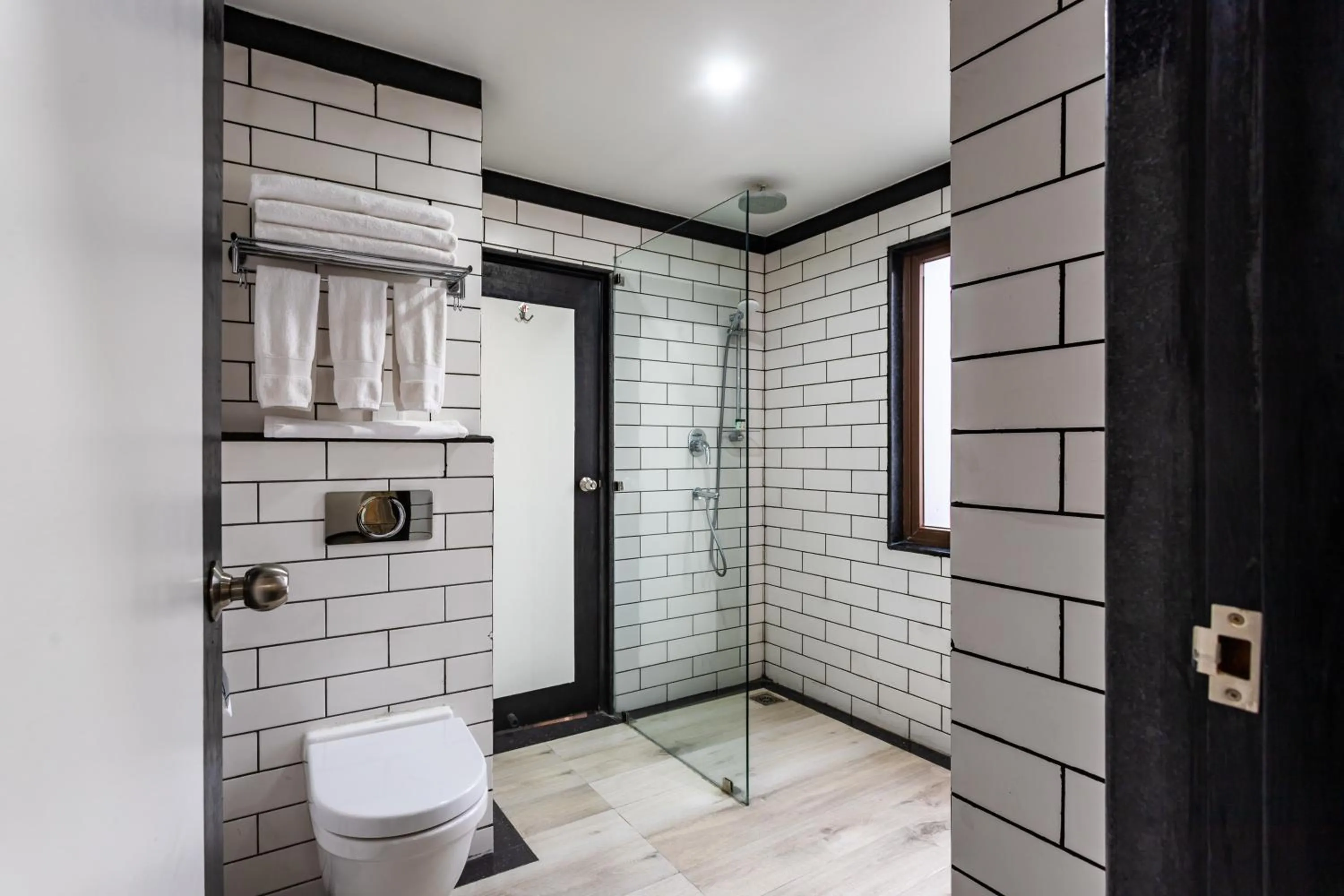 Toilet in Hotel Lo Mustang