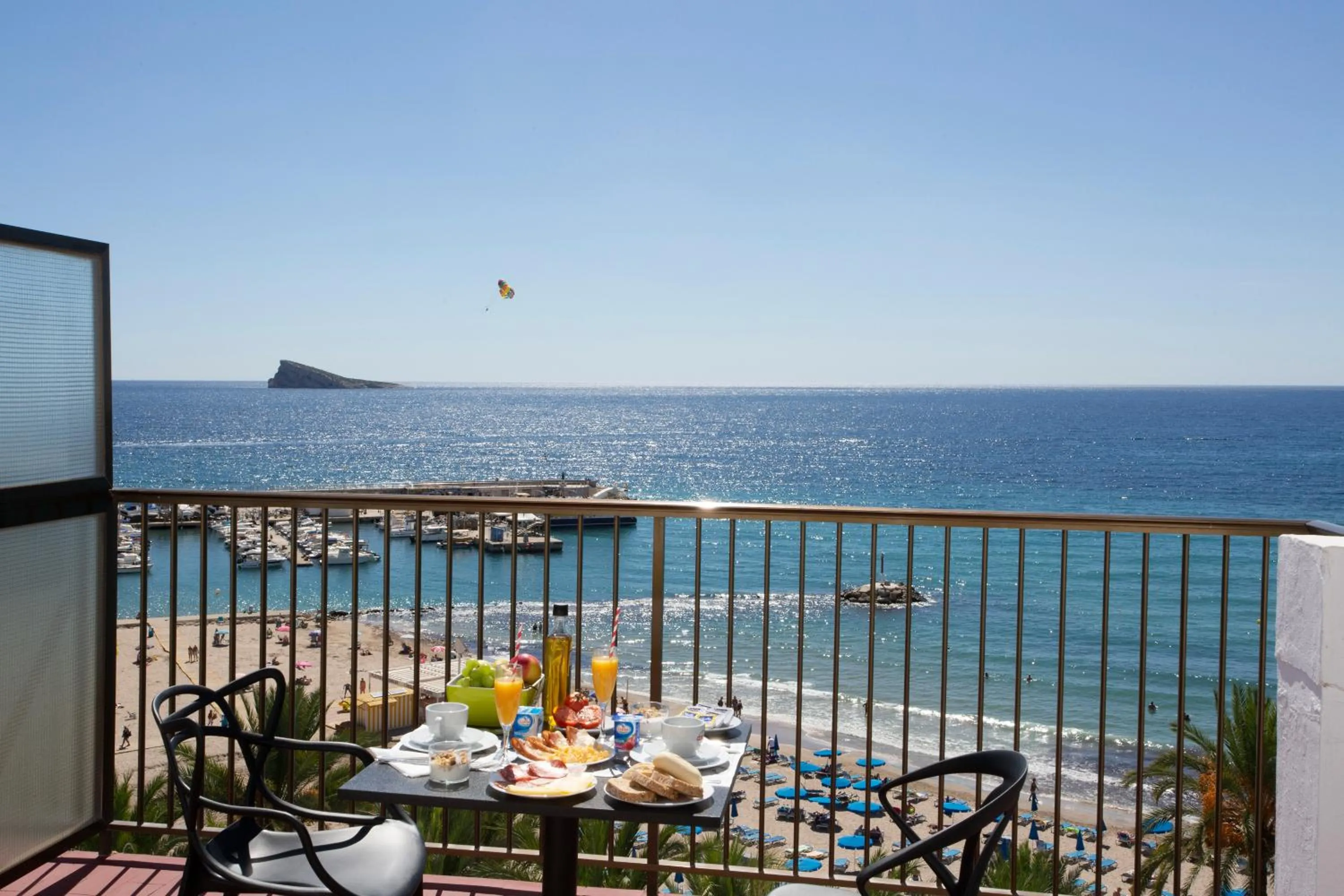 Balcony/Terrace in Casual Pop Art Benidorm