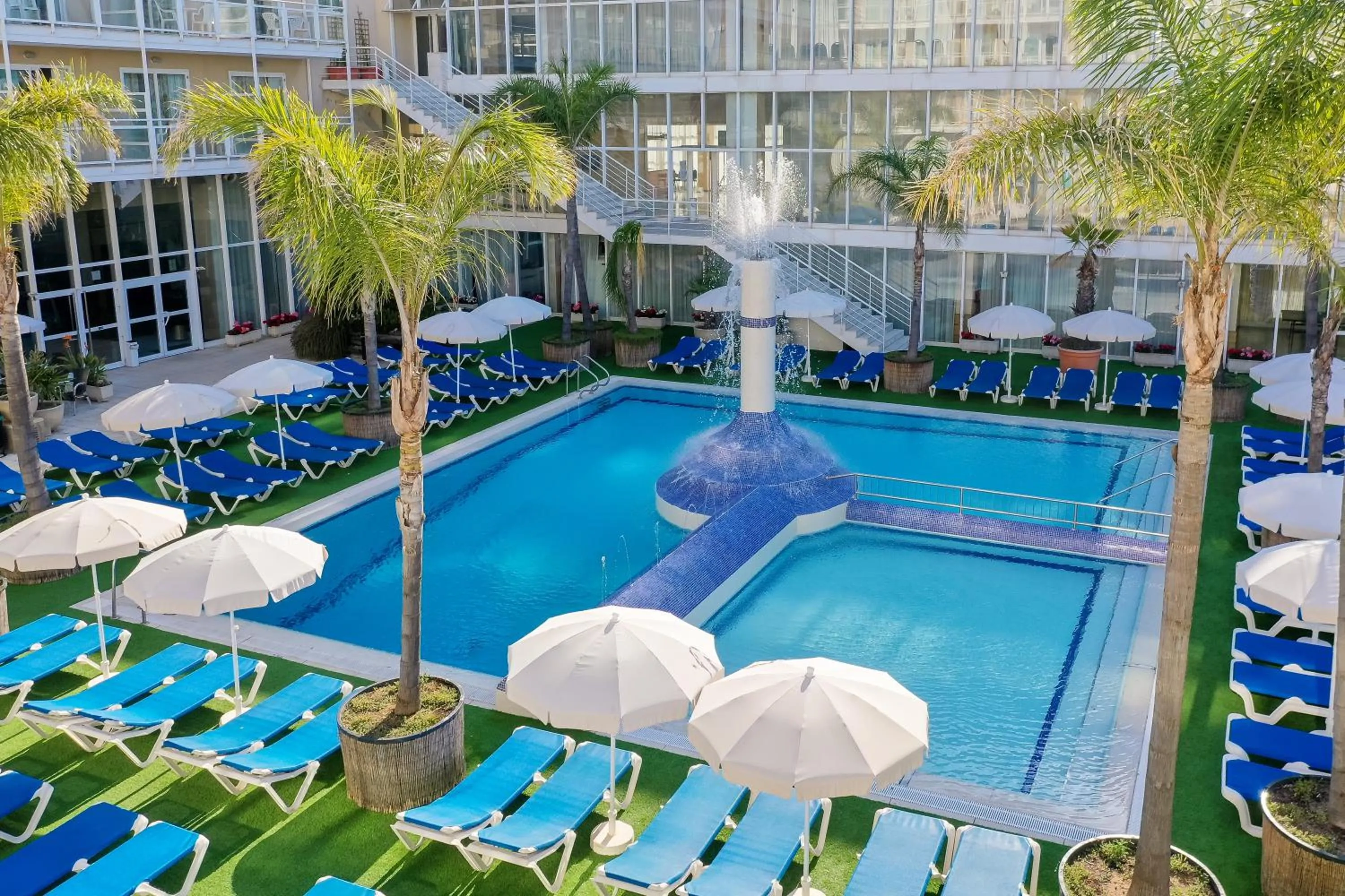 Pool view in htop Platja Park #htopFun