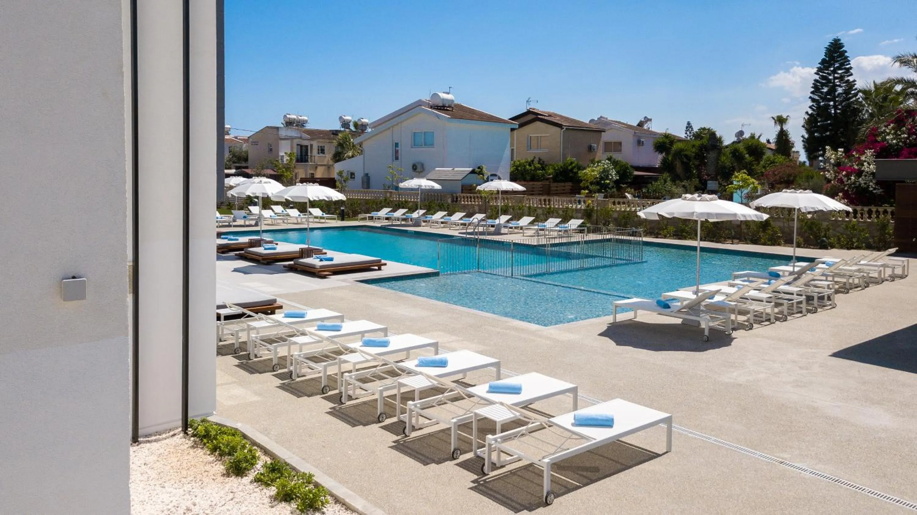 Swimming pool in The Quality Lodge - Self Check-in