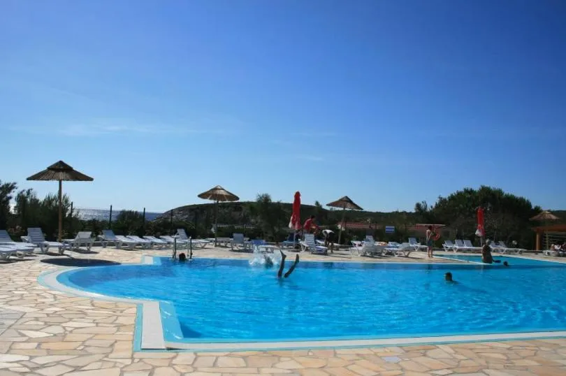 Swimming pool in Camping Tonnara