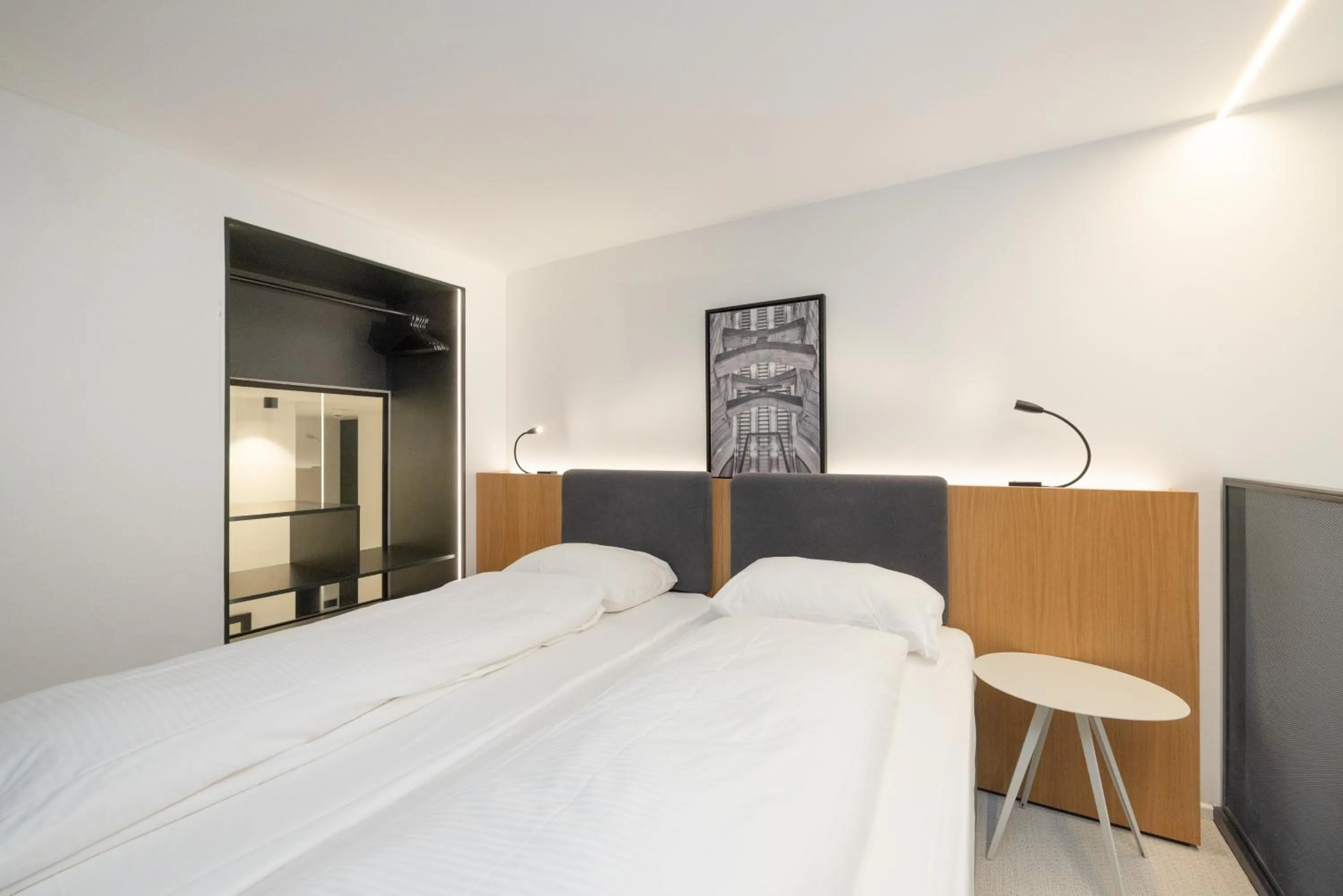 Bedroom, Bed in Fesh Lofts