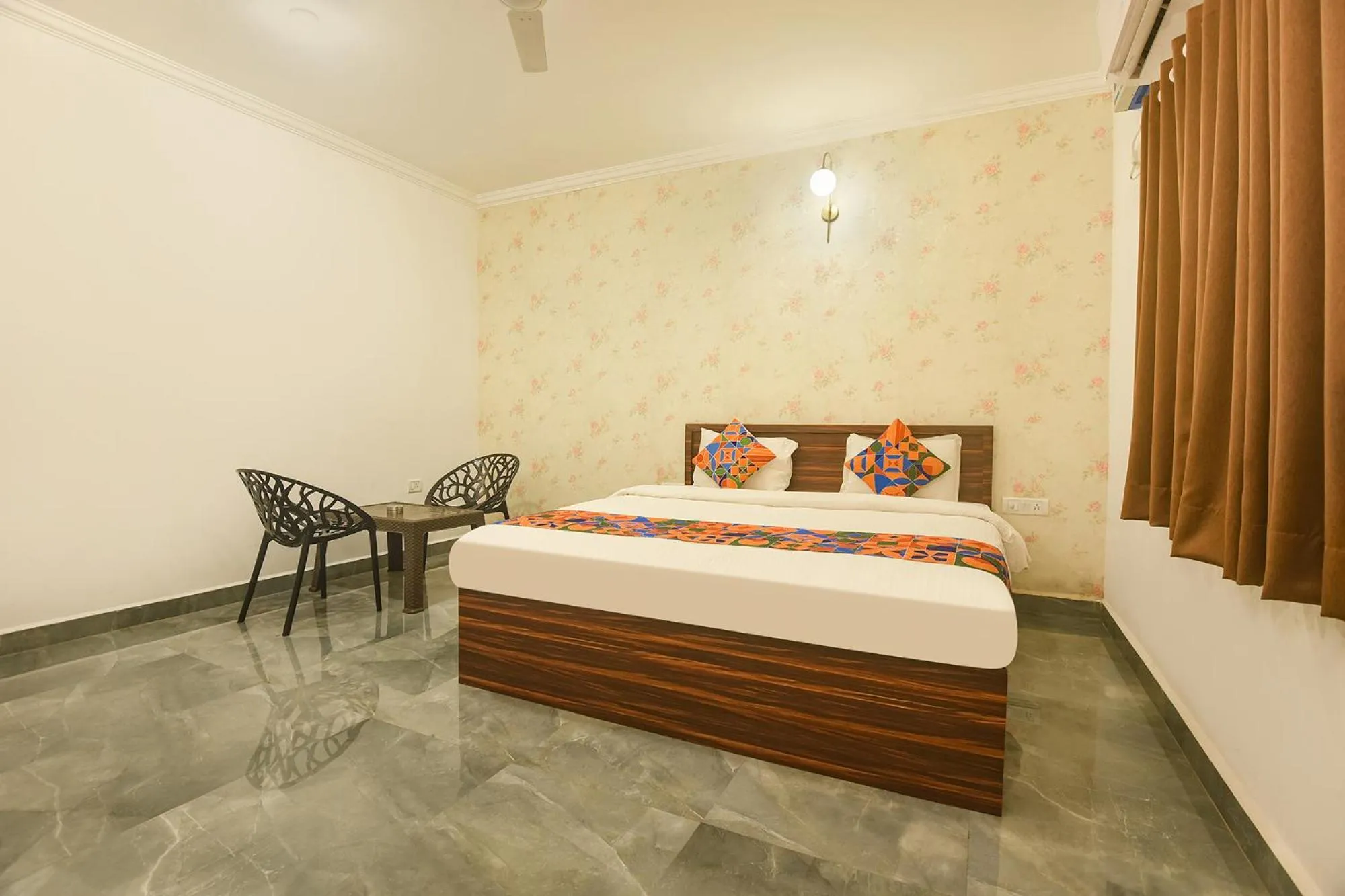 Bed in Via MA Homes - Nr Morjim Beach