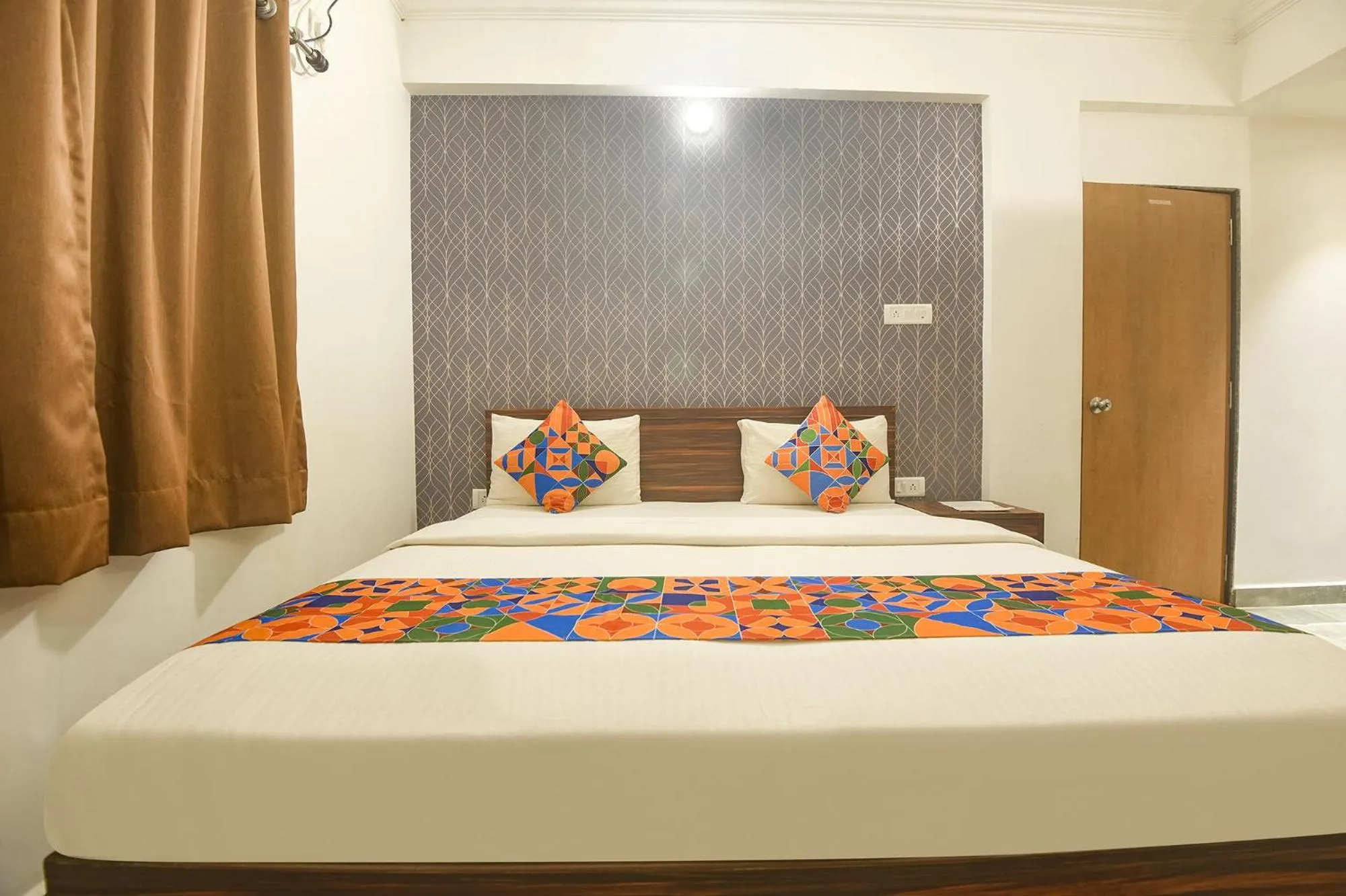 Bed in Via MA Homes - Nr Morjim Beach