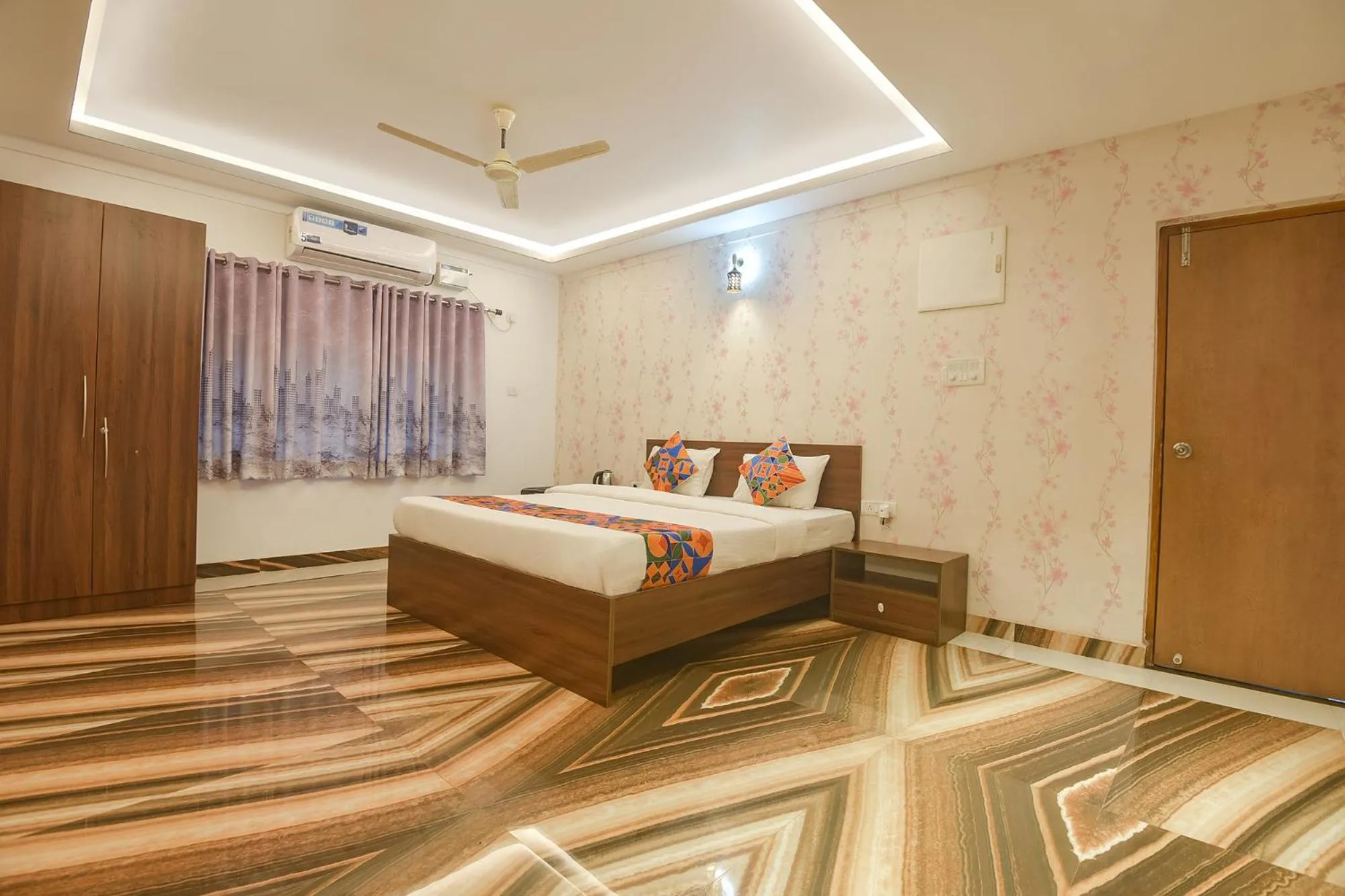 Bed in Via MA Homes - Nr Morjim Beach