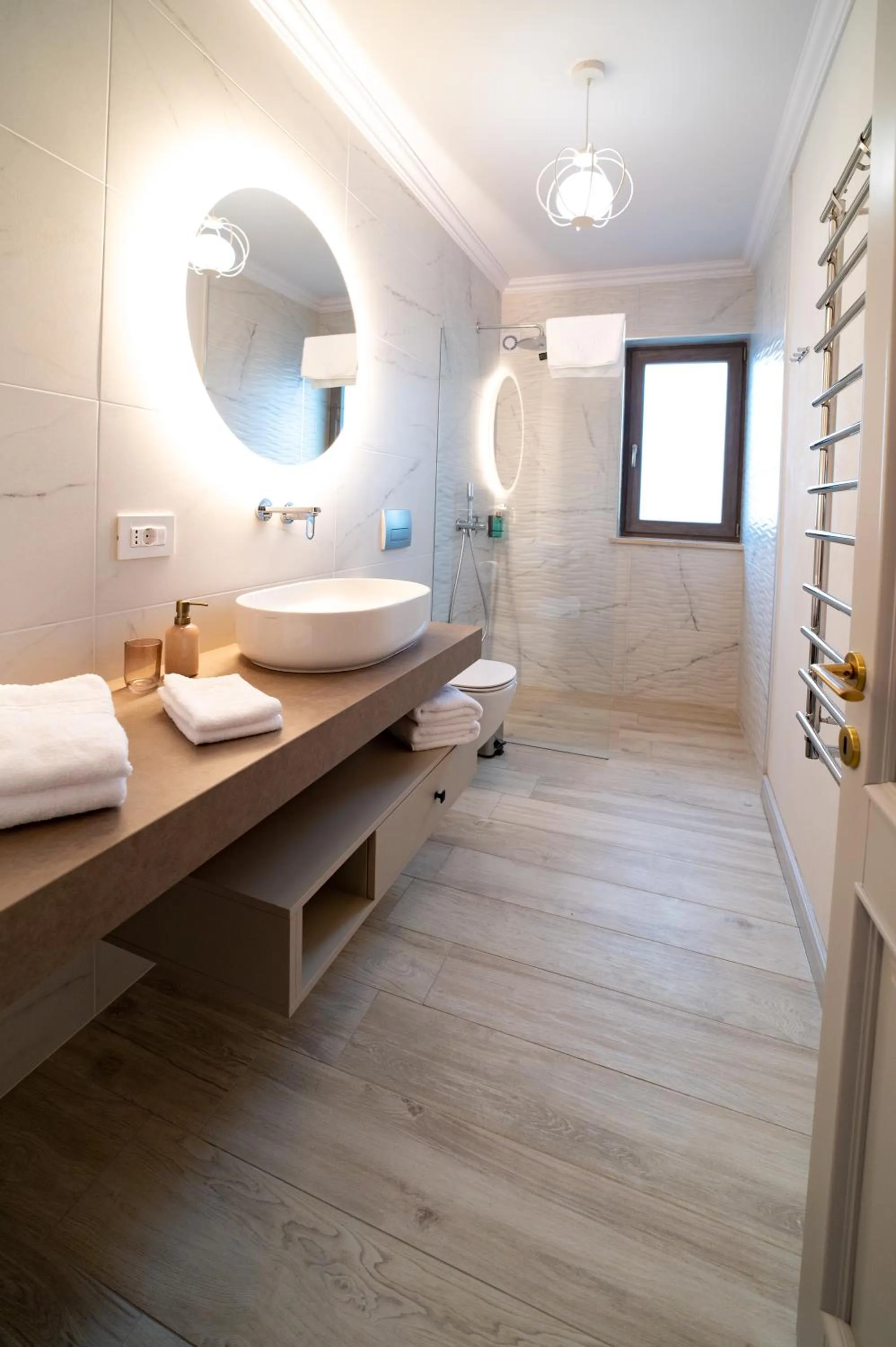 Toilet, Bed in First Apartments