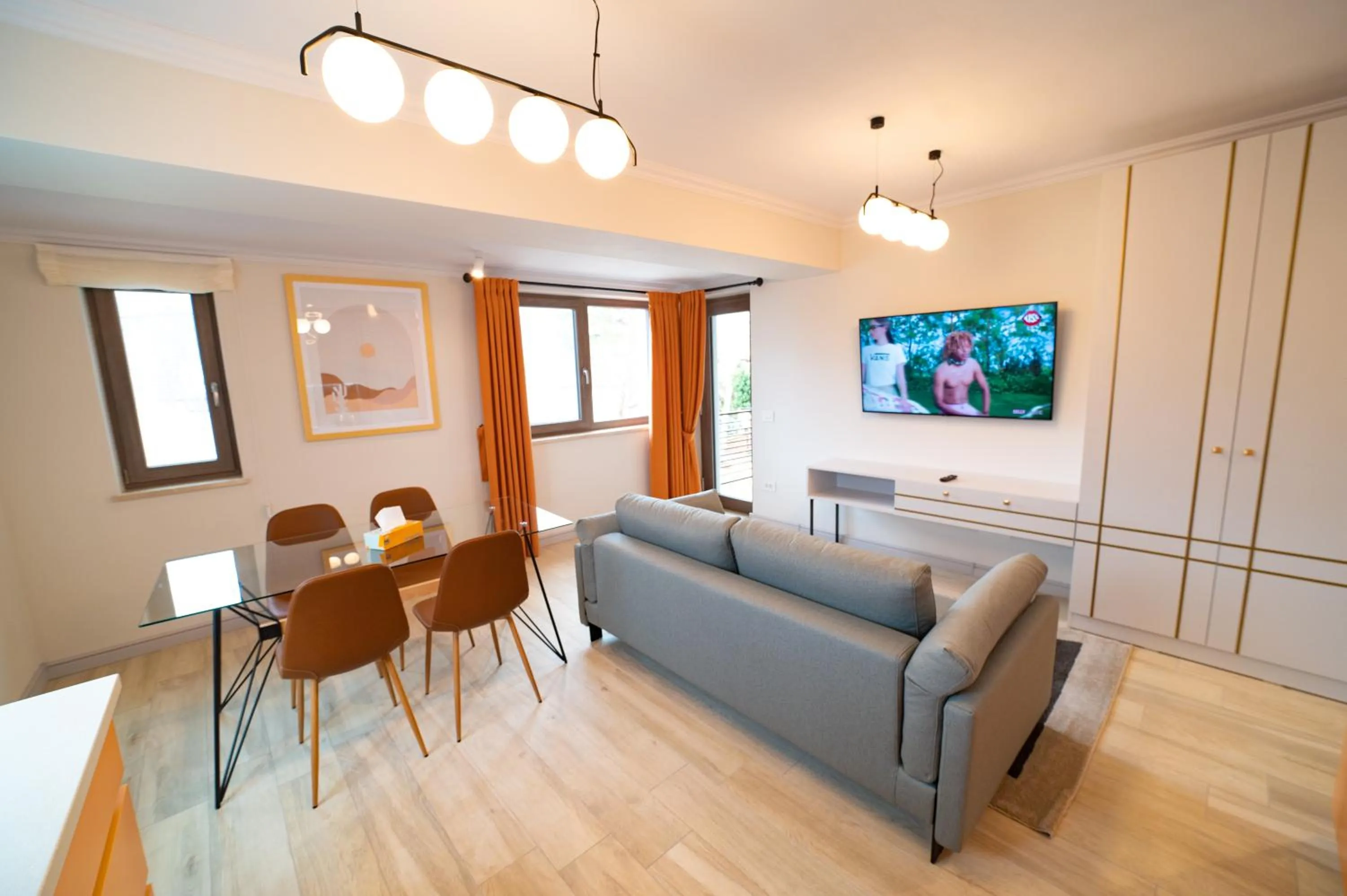 TV and multimedia in First Apartments