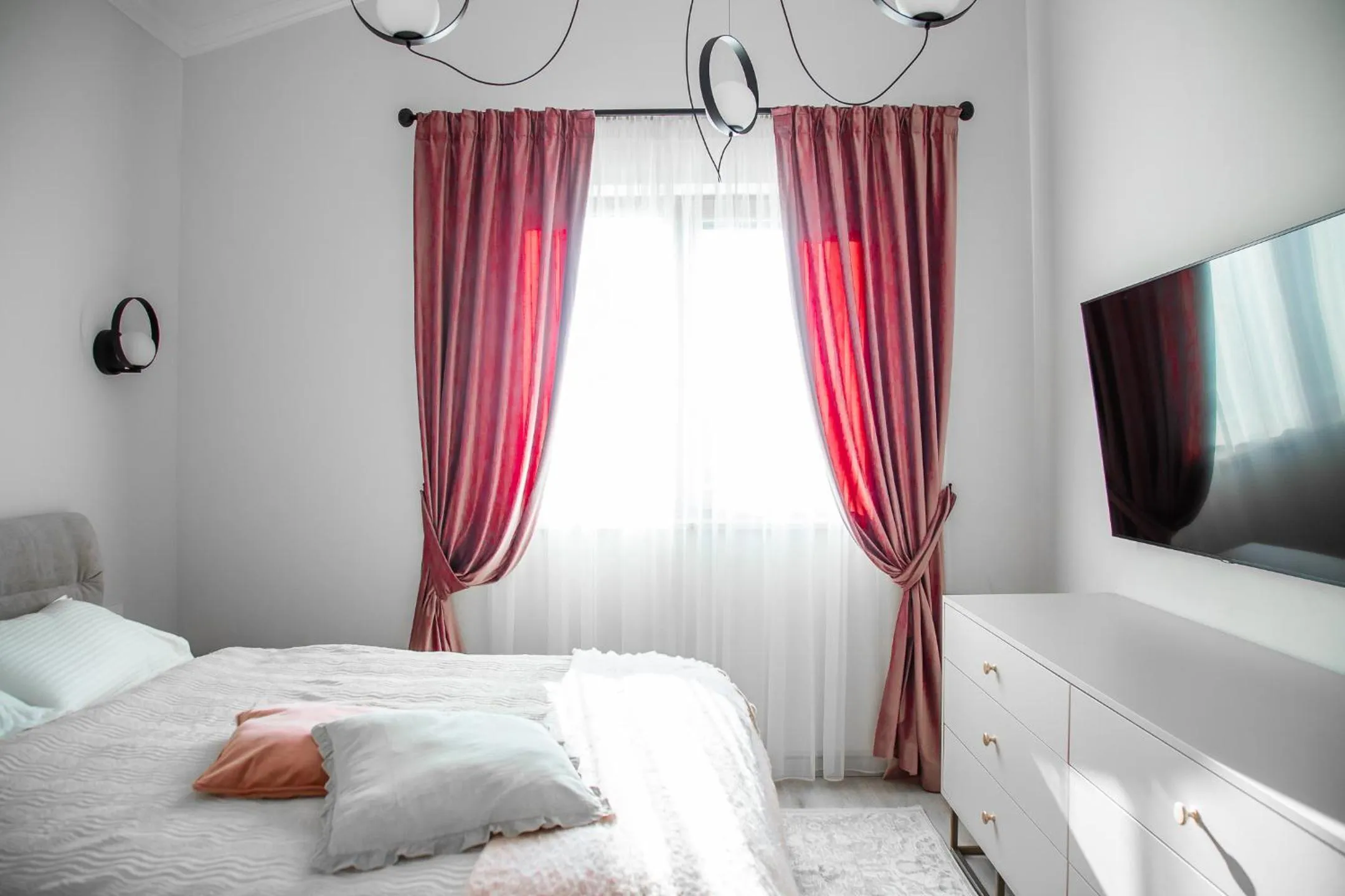 Bedroom, Bed in First Apartments