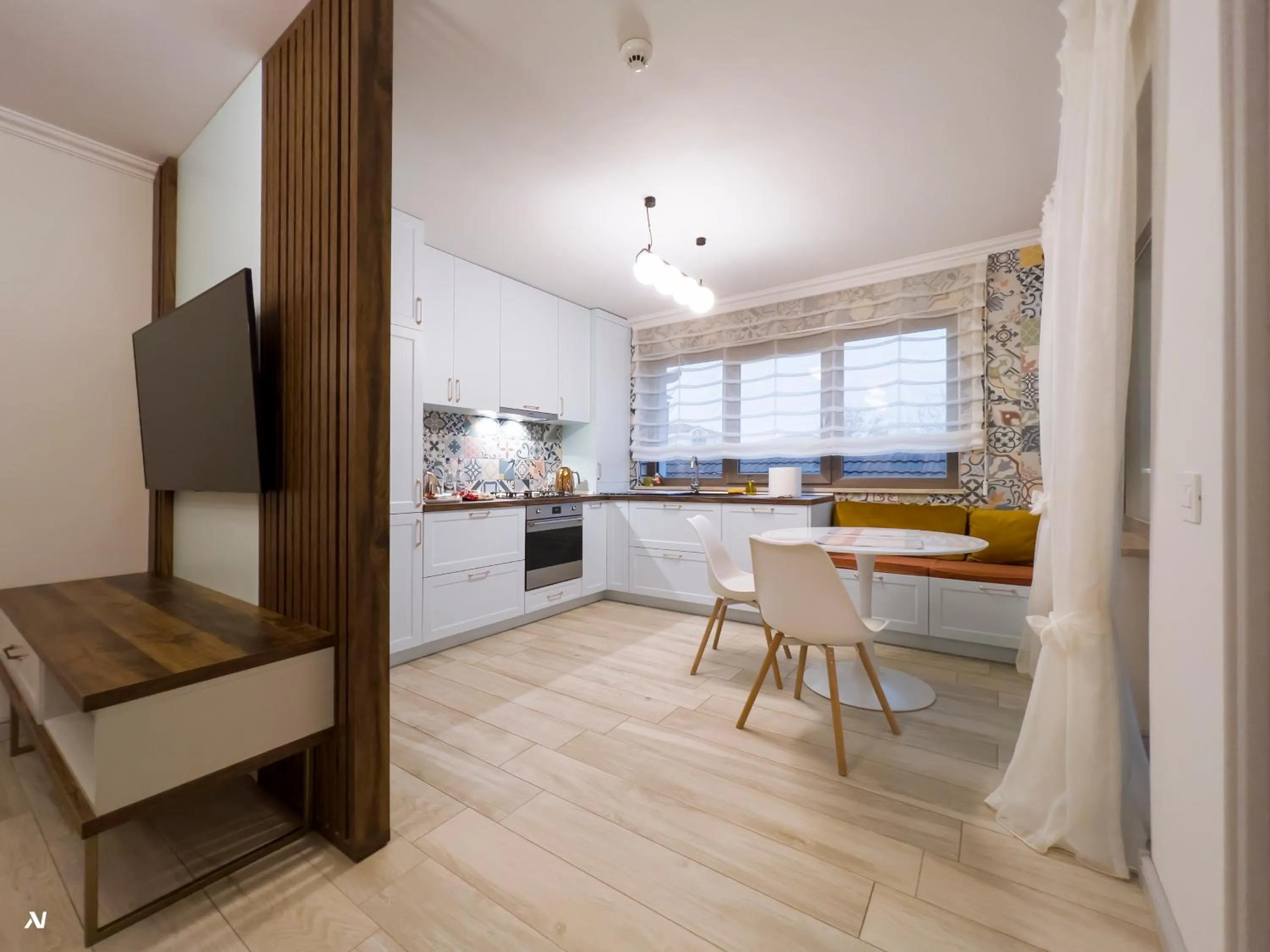 TV and multimedia in First Apartments