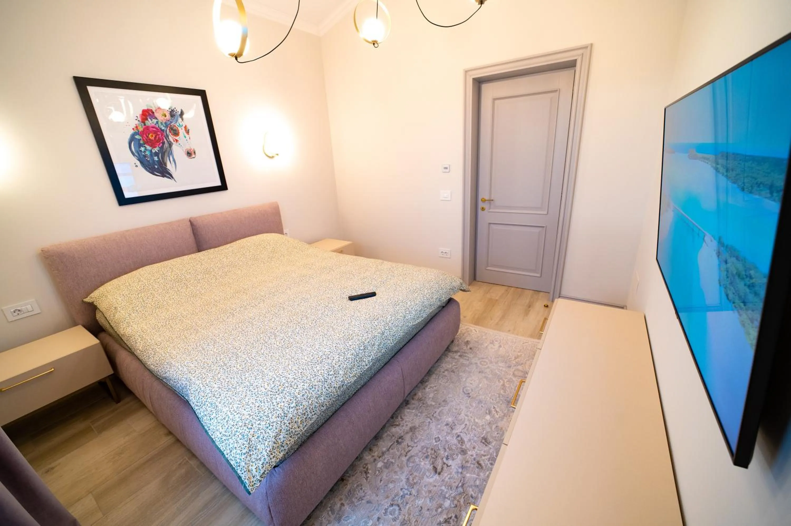 Bedroom, Bed in First Apartments