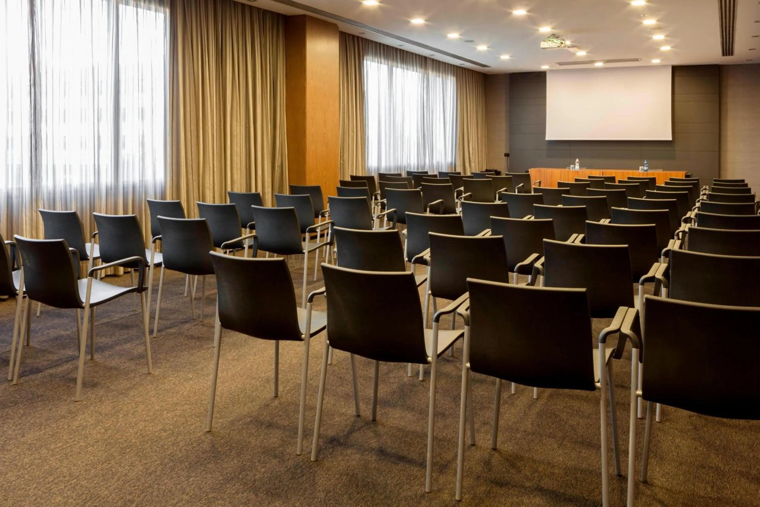 Meeting/conference room in AC Hotel Brescia by Marriott