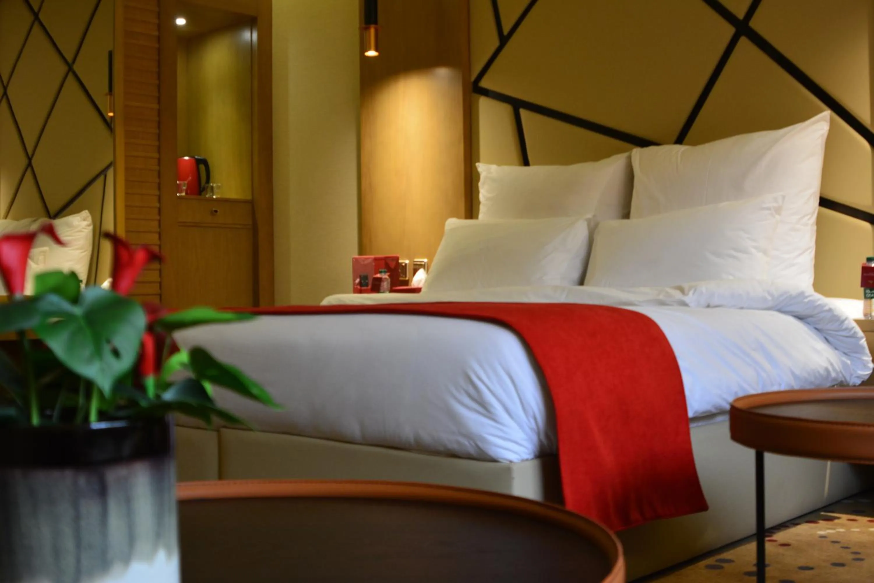 Bed in Redwaves Hotel