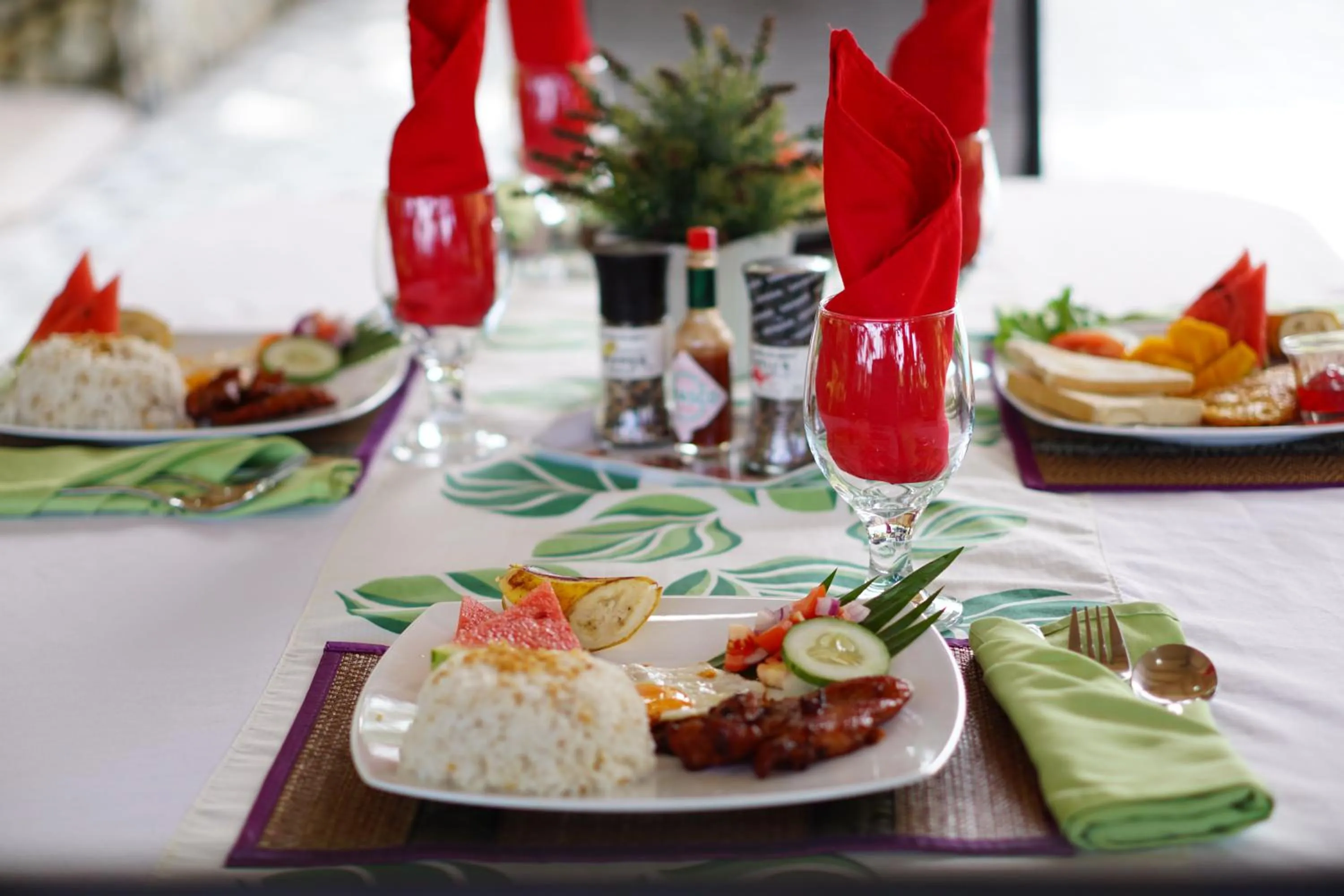 Breakfast in Denika's Suites