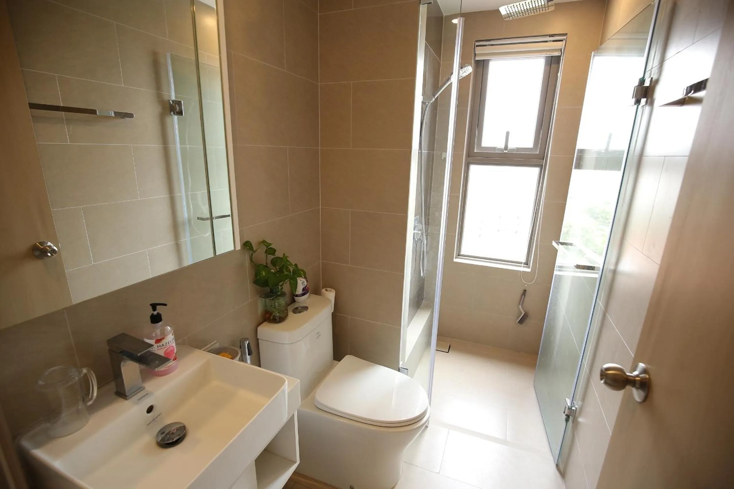 Shower in MeoMeo Homestay - The Sóng Apartment